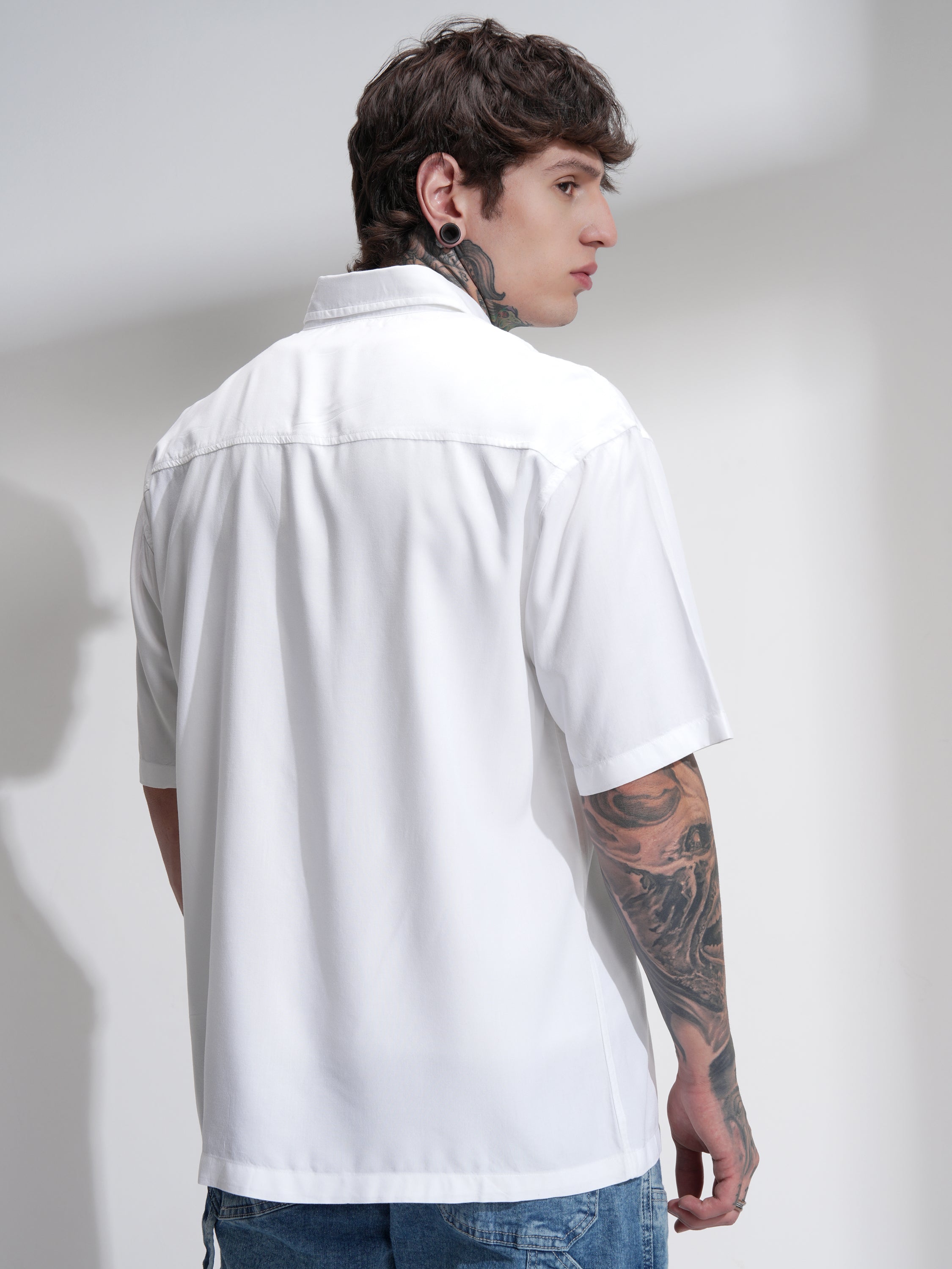 Highlander Men White Solid Oversized Fit Casual Shirt - White - Image 3