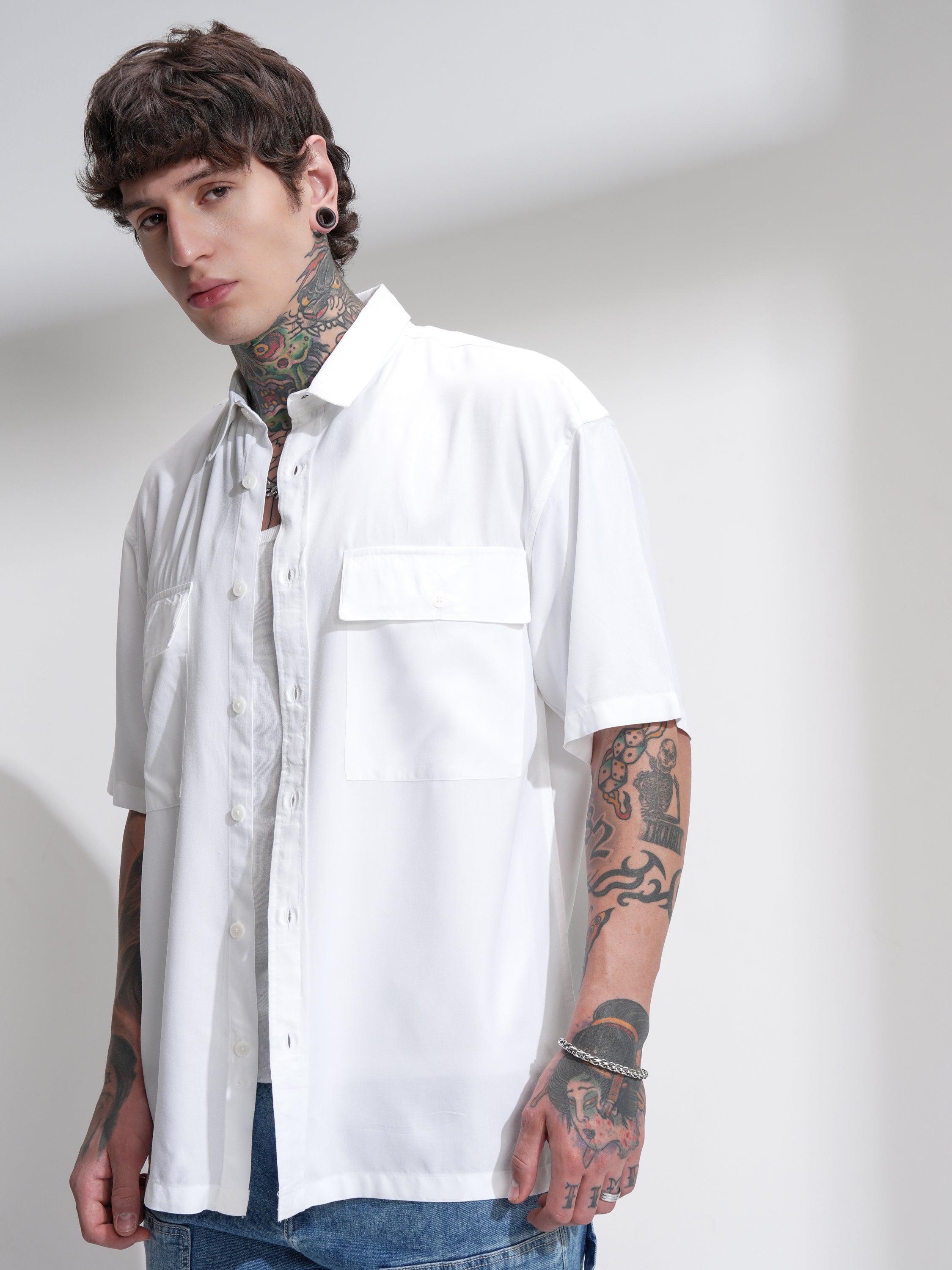Highlander Men White Solid Oversized Fit Casual Shirt - White - Image 4