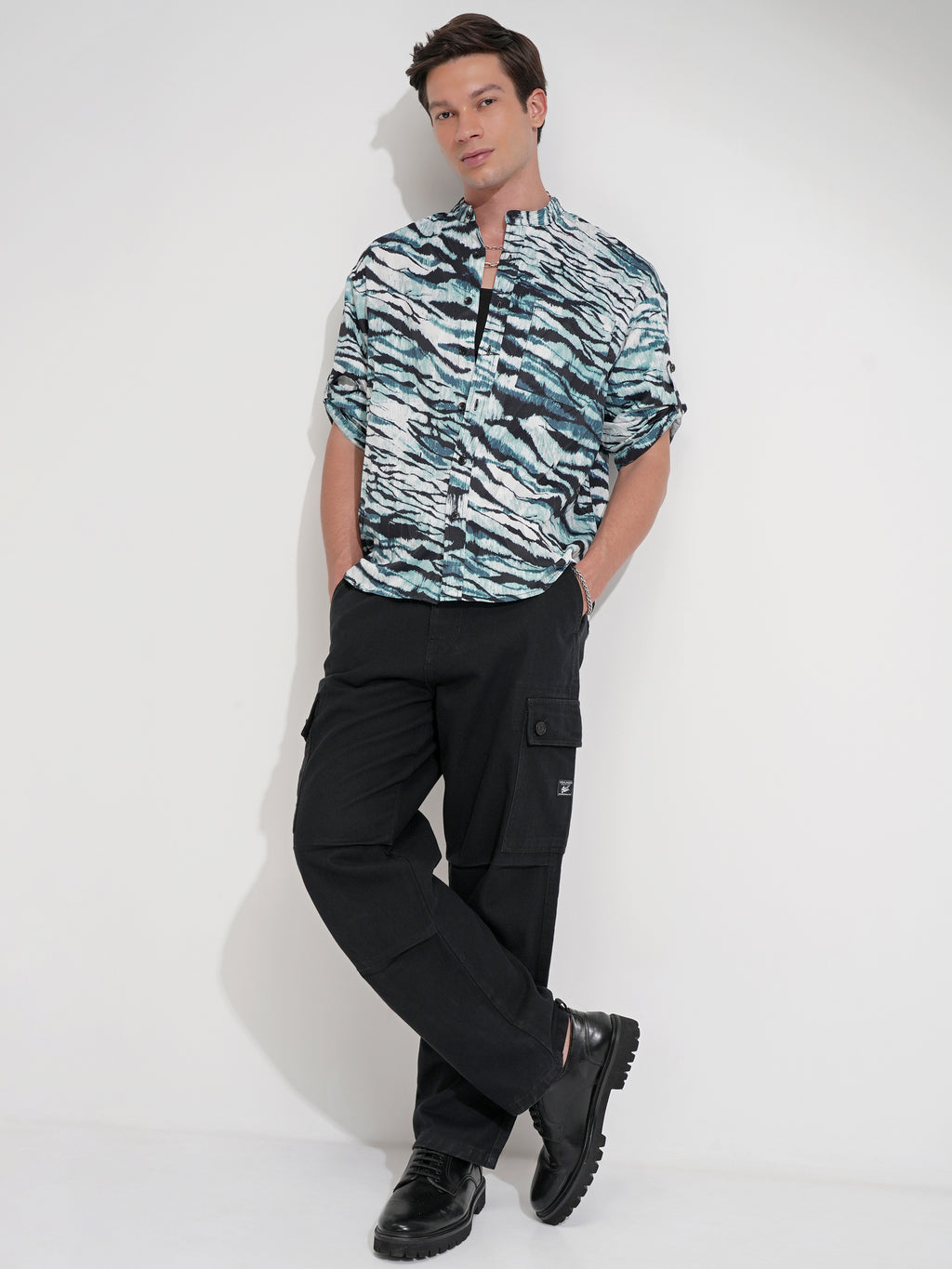 Highlander Men Blue Printed Oversized Fit Casual Shirt - Blue - Image 2