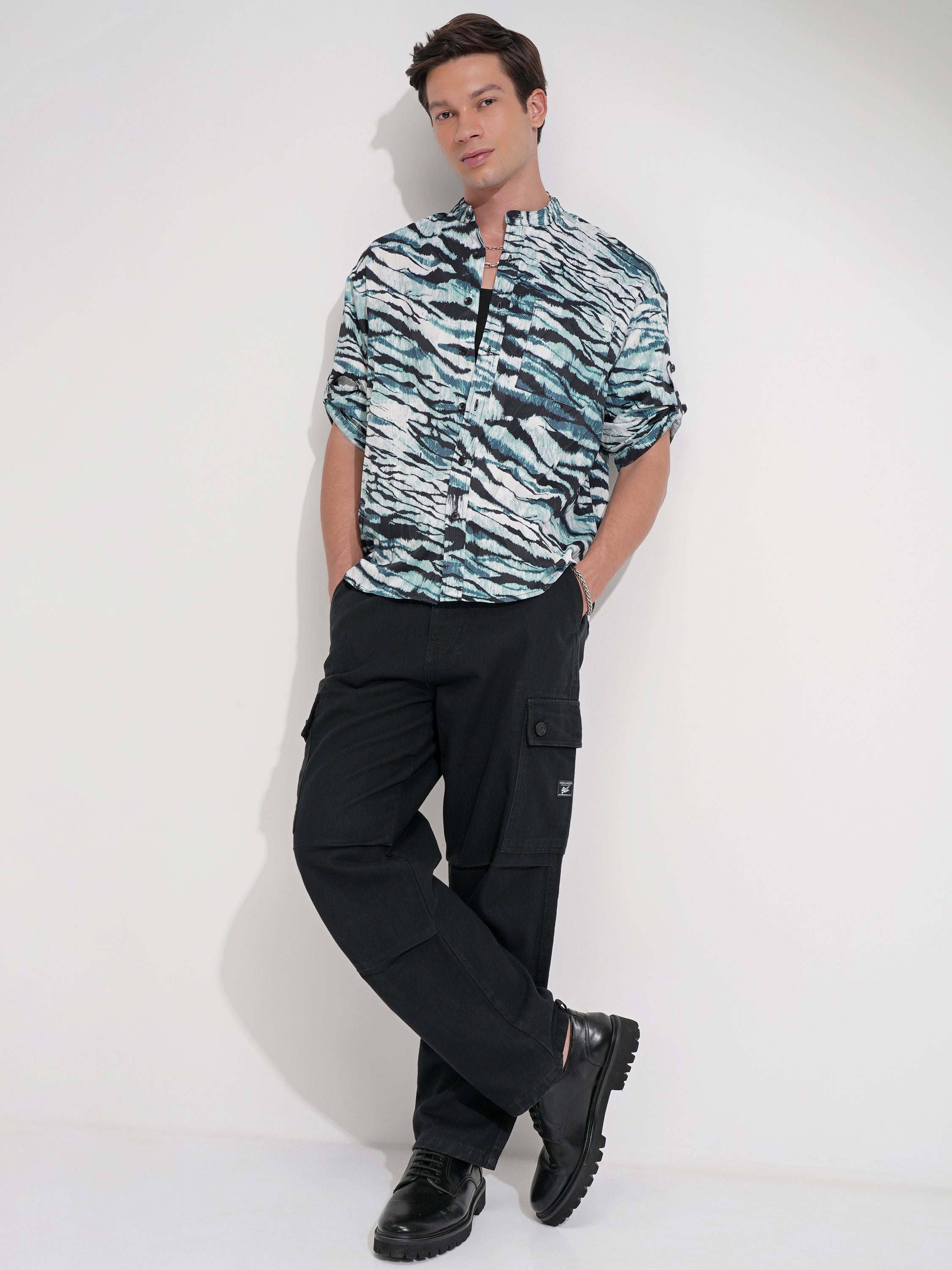 Highlander Men Blue Printed Oversized Fit Casual Shirt - Blue - Image 2