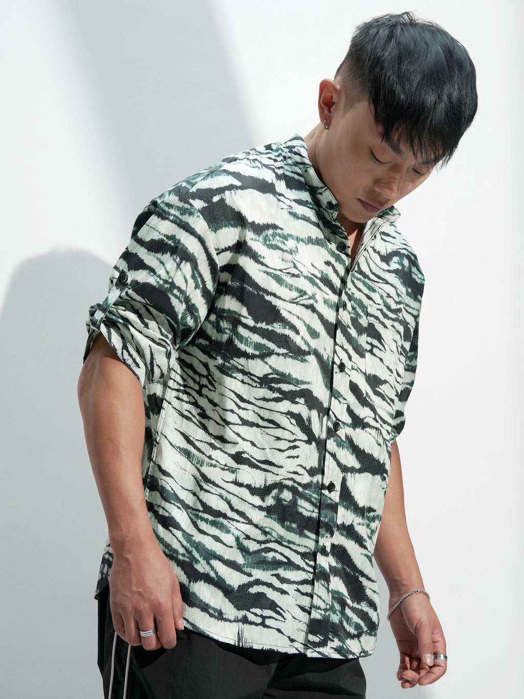 Highlander Men Olive Printed Oversized Fit Casual Shirt - Olive - Image 6
