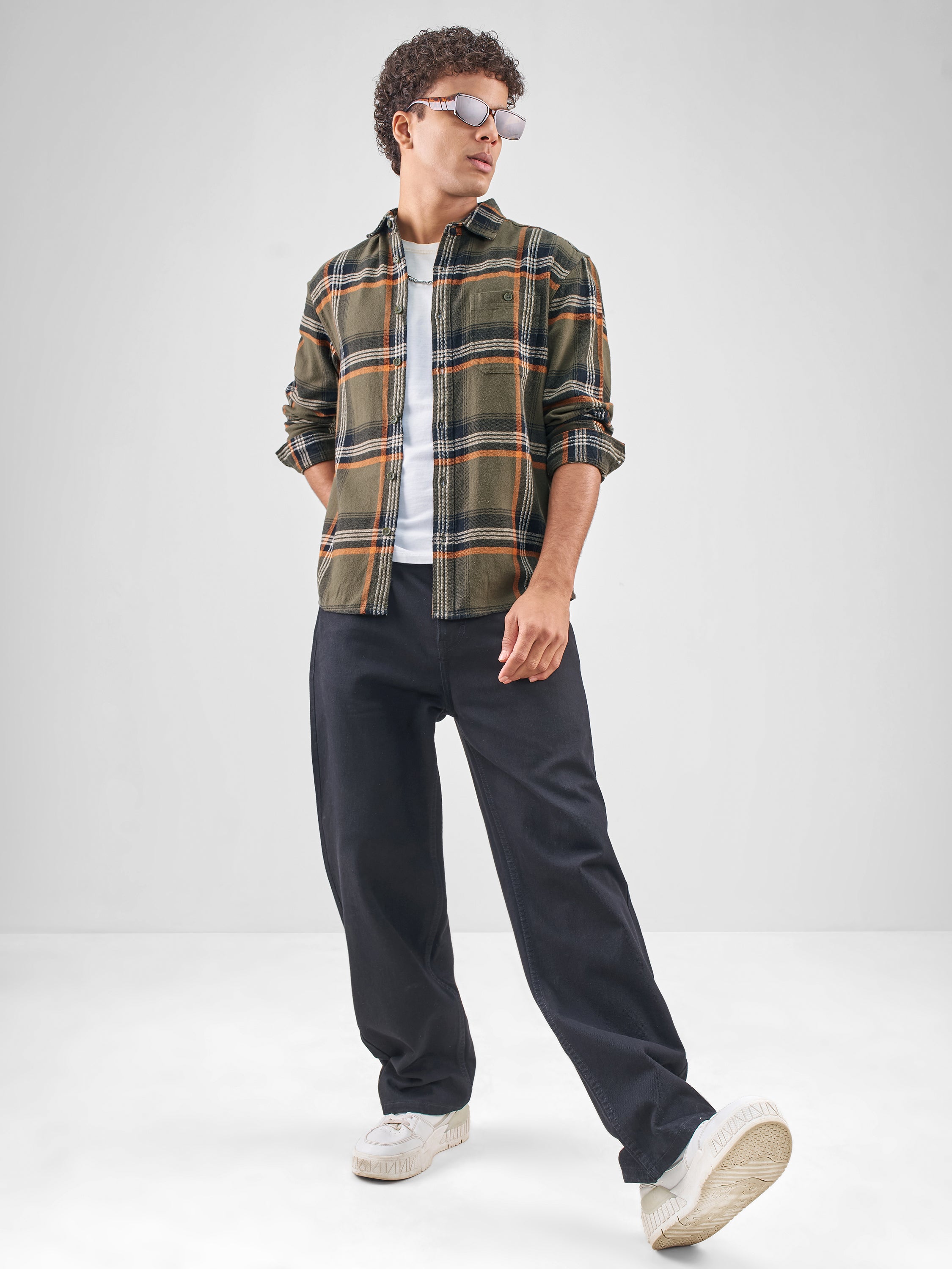 Highlander Men Olive Checked Relaxed Fit Casual Shirt - Olive - Image 2