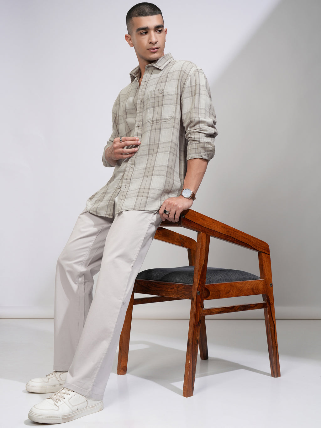 Highlander Men Grey Checked Oversized Fit Casual Shirt - Grey - Image 2