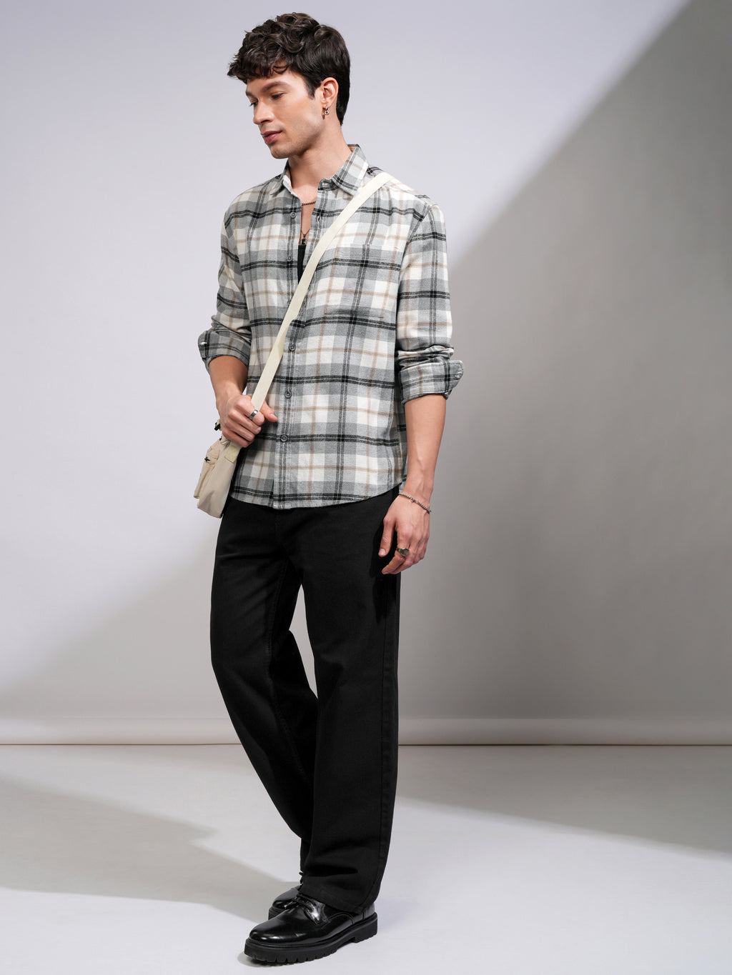 Highlander Men Off White Checked Oversized Fit Casual Shirt - Off White - Image 2