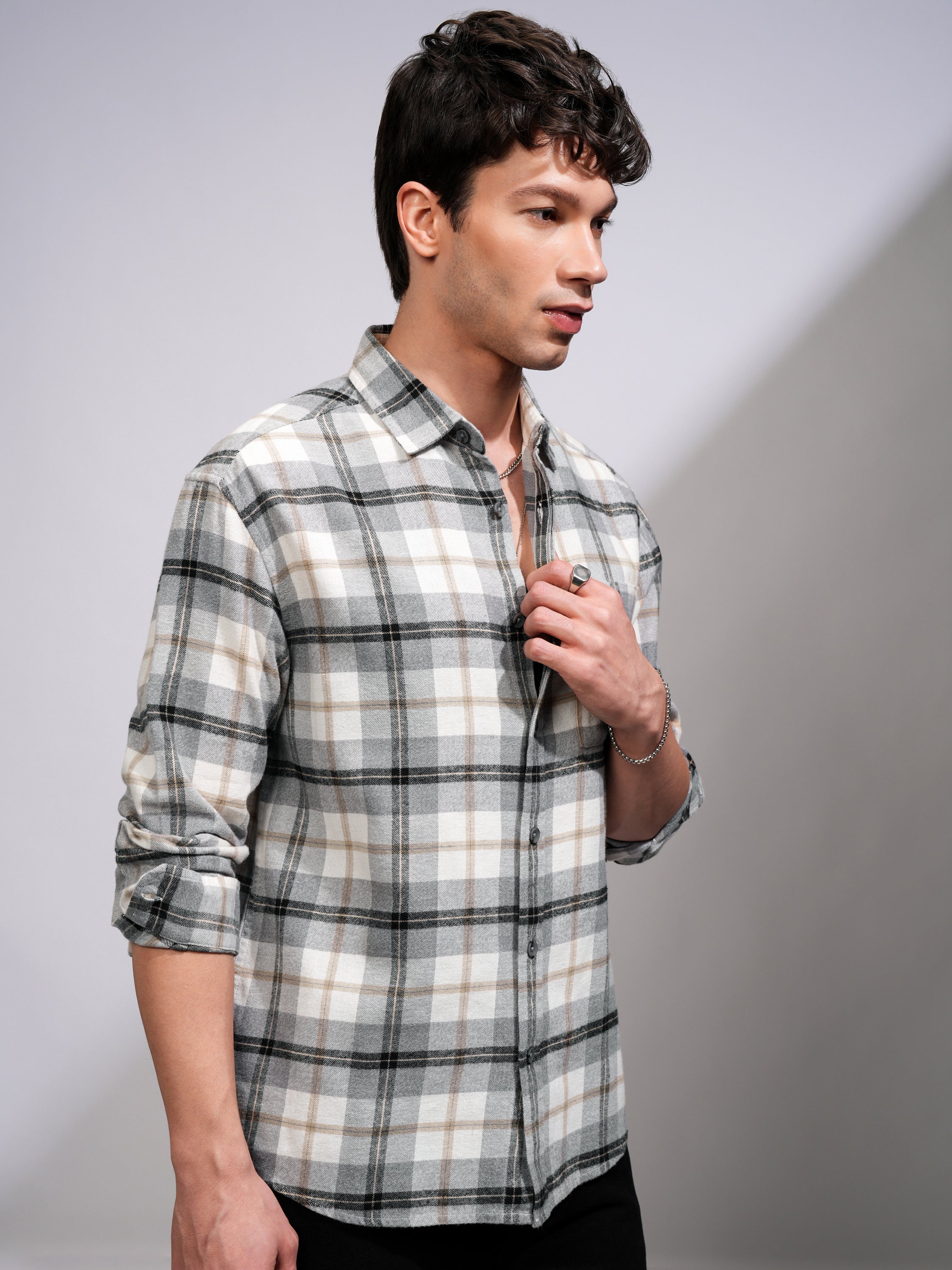 Highlander Men Off White Checked Oversized Fit Casual Shirt - Off White - Image 6