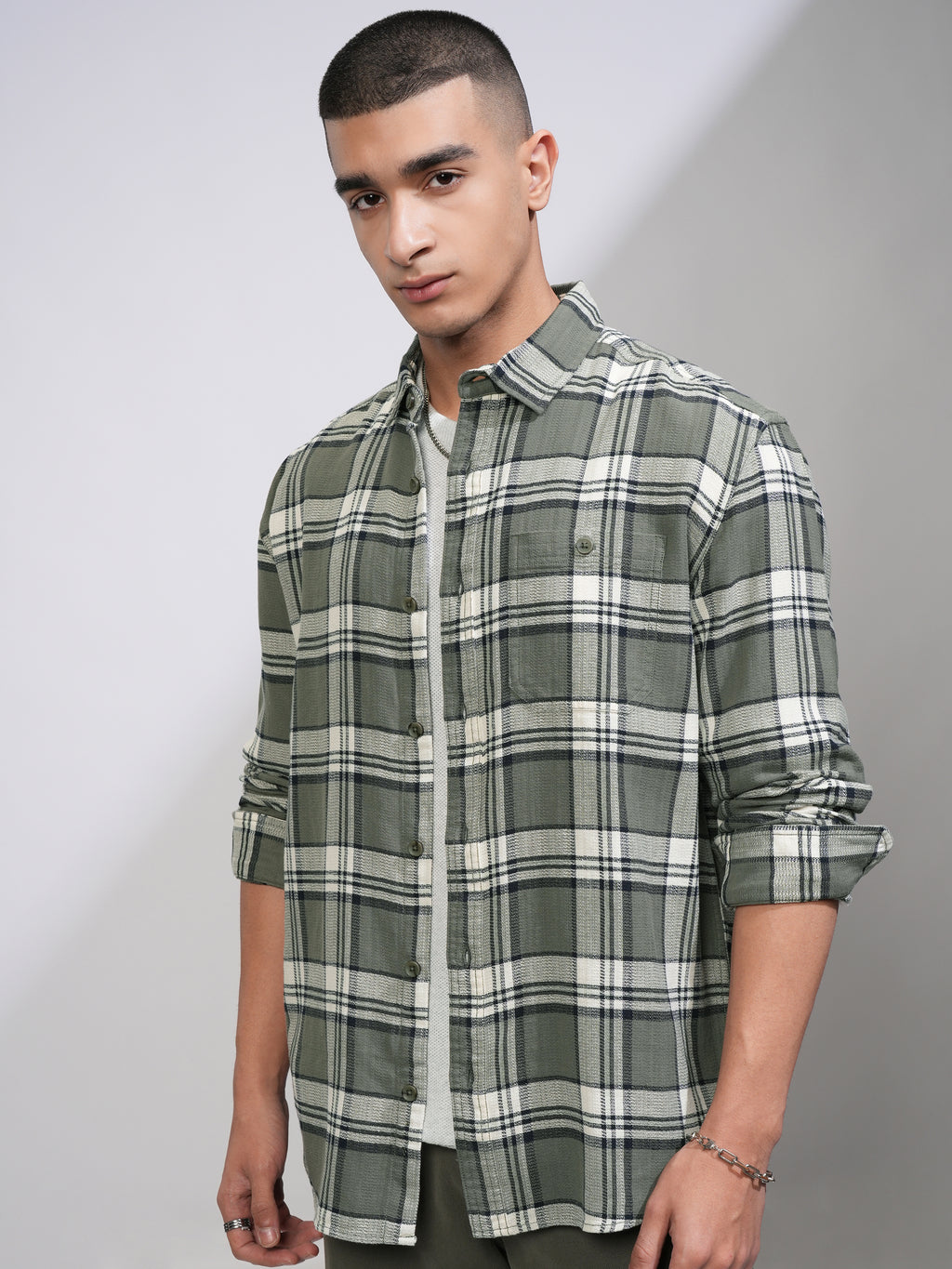 Highlander Men Green Checked Oversized Fit Casual Shirt - Green - Image 4