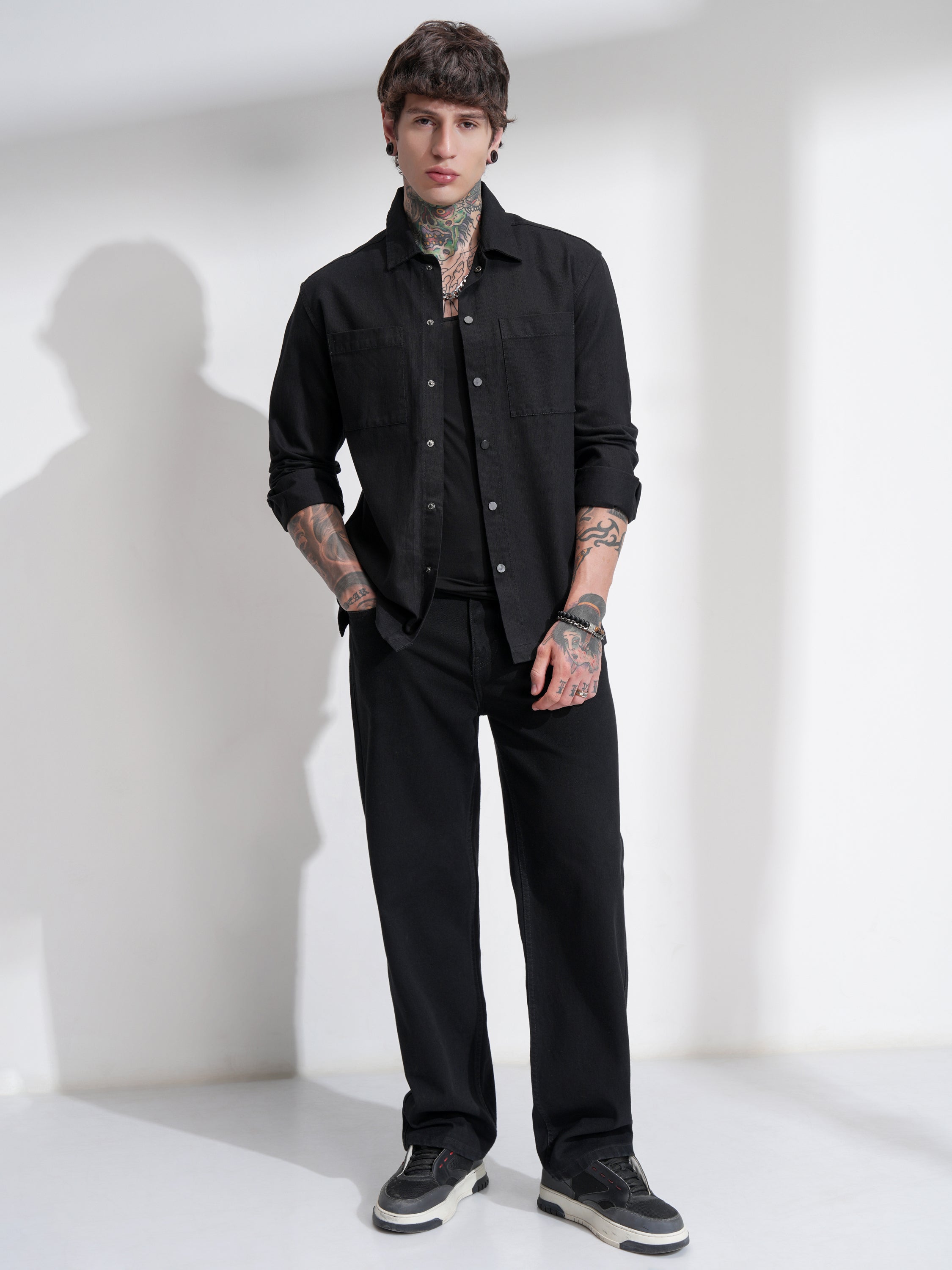 Highlander Men Black Solid Oversized Fit Casual Shirt - Black - Image 2