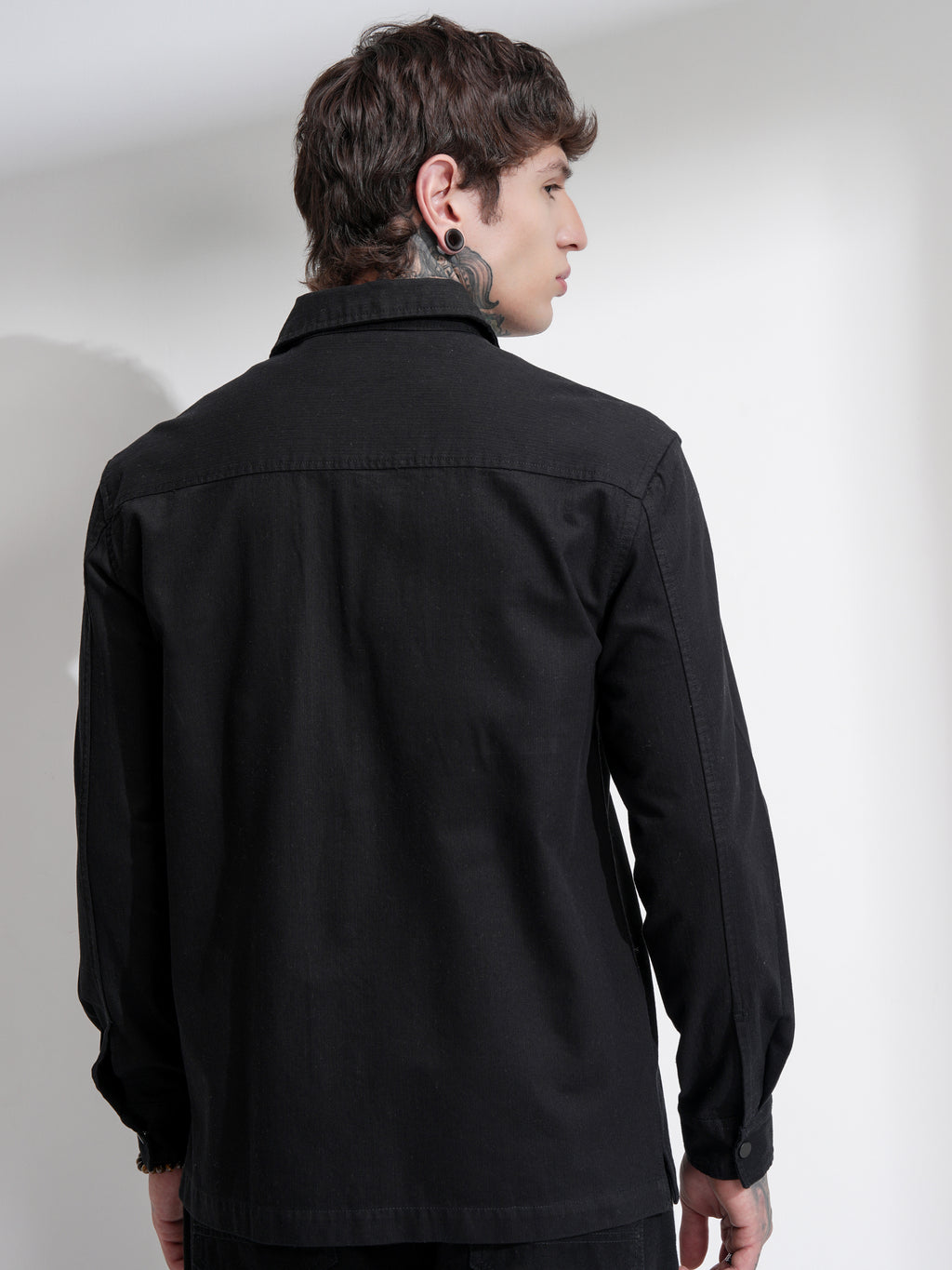 Highlander Men Black Solid Oversized Fit Casual Shirt - Black - Image 3