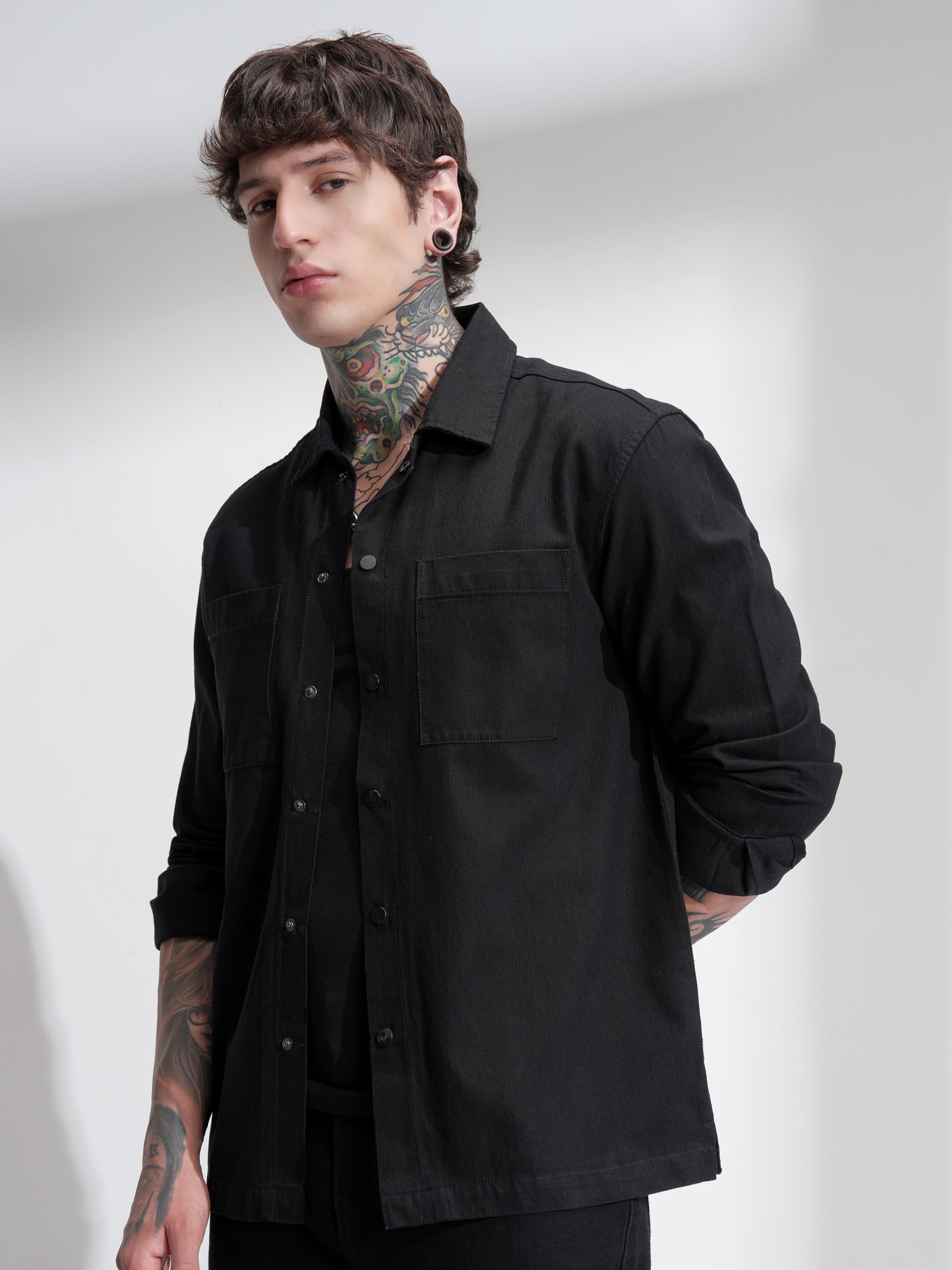 Highlander Men Black Solid Oversized Fit Casual Shirt - Black - Image 4