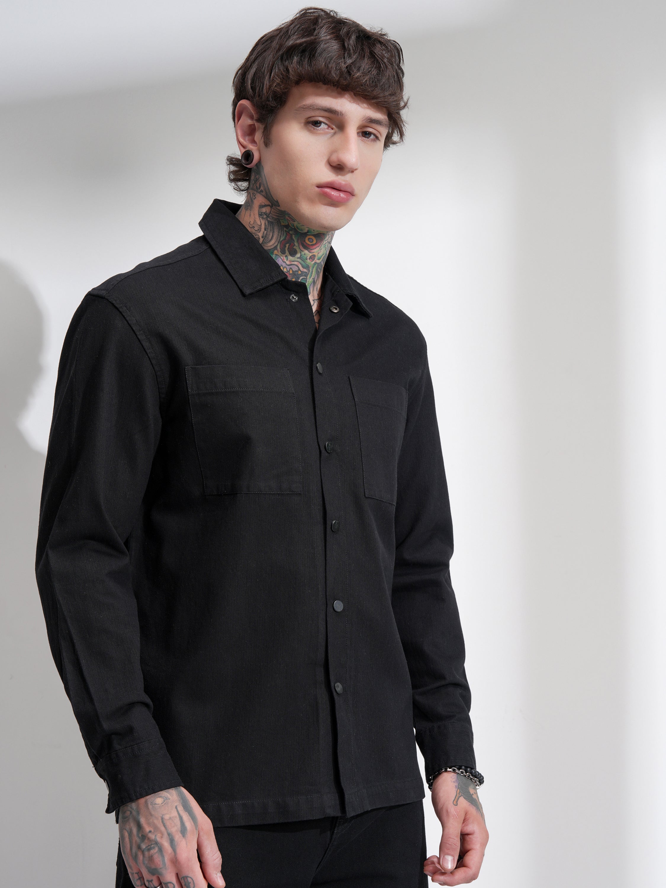 Highlander Men Black Solid Oversized Fit Casual Shirt - Black - Image 6