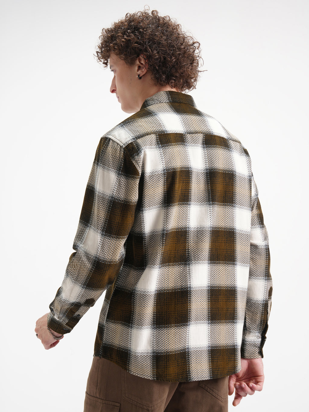 Highlander Men Cream Checked Relaxed Fit Casual Shirt - Cream - Image 3