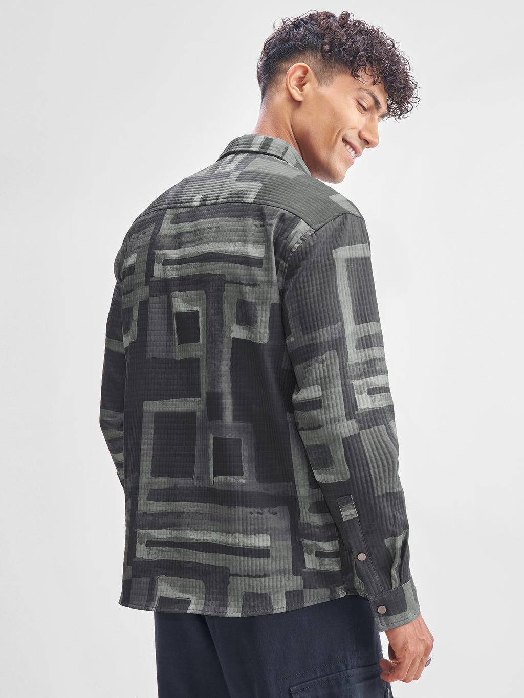 Highlander Men Grey Printed Relaxed Fit Casual Shirt - Grey - Image 3