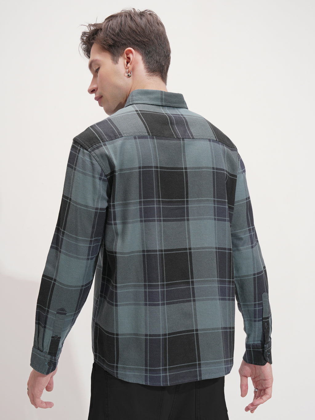 Highlander Men Blue Checked Relaxed Fit Casual Shirt - Blue - Image 3