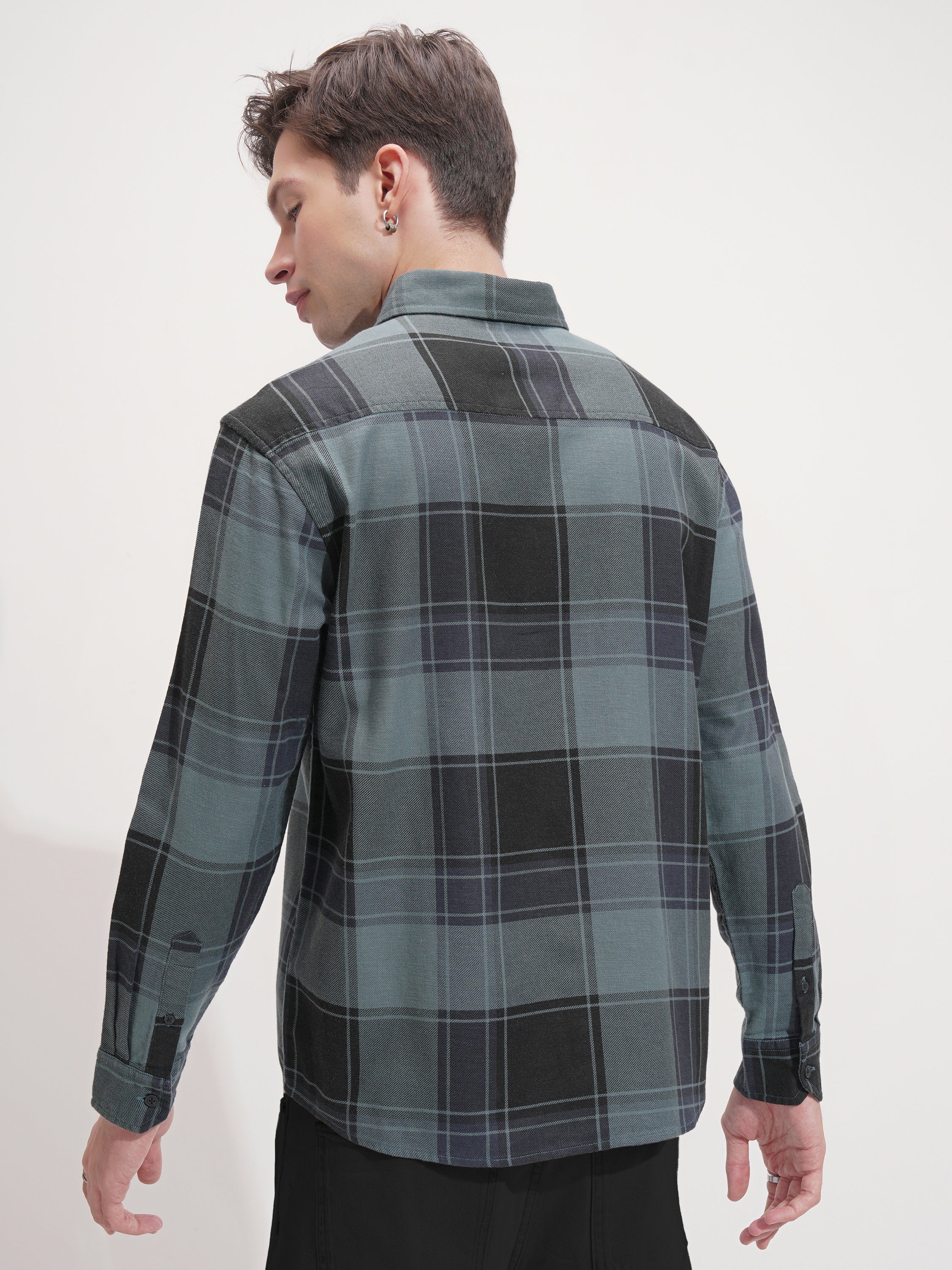 Highlander Men Blue Checked Relaxed Fit Casual Shirt - Blue - Image 3