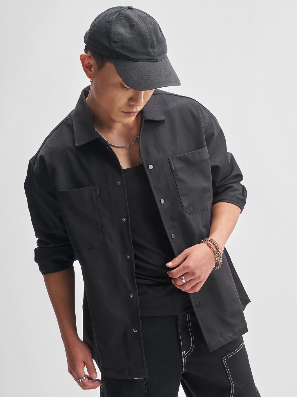 Highlander Men Black Solid Oversized Fit Casual Shirt - Black - Image 6