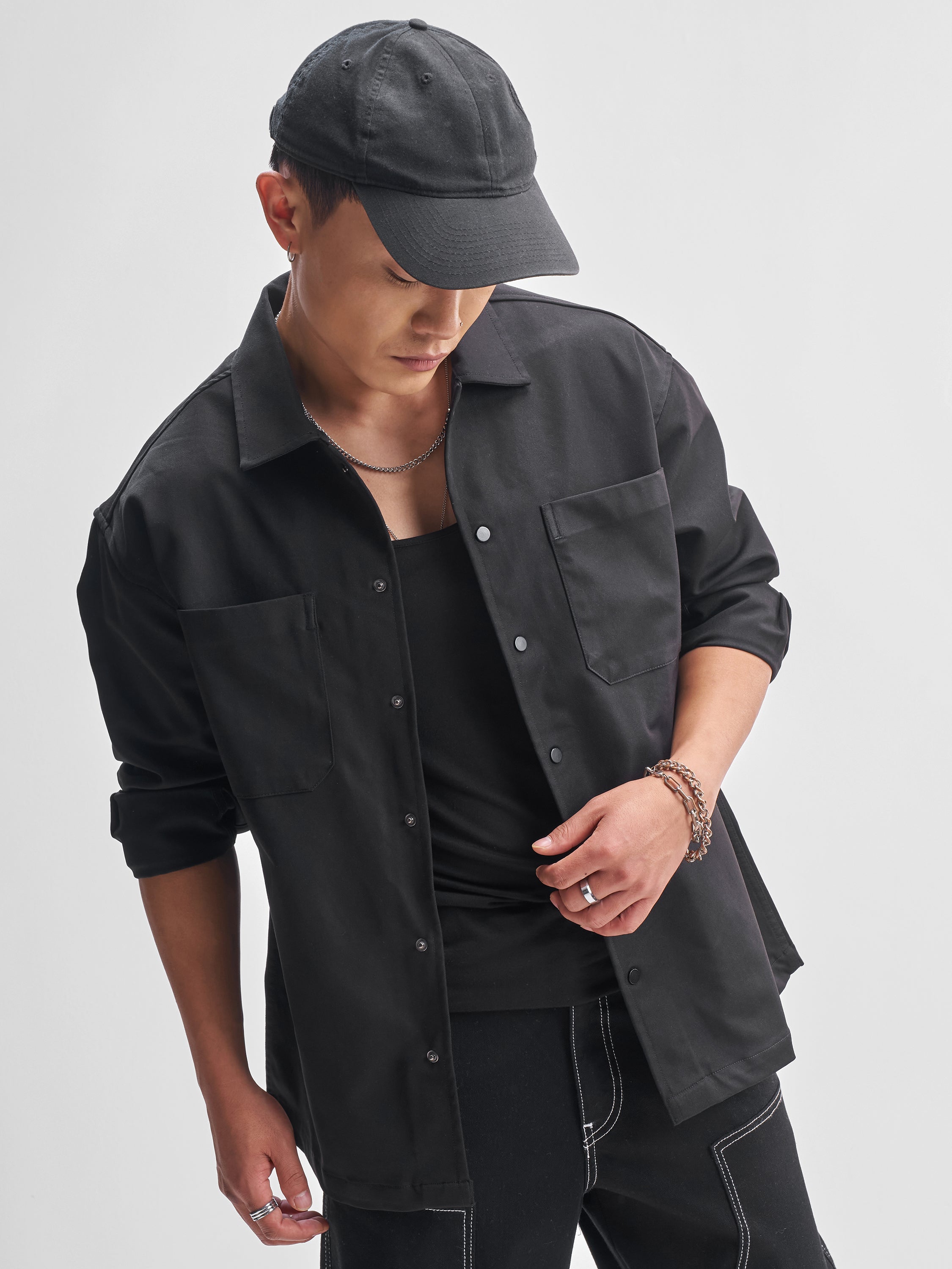 Highlander Men Black Solid Oversized Fit Casual Shirt - Black - Image 6