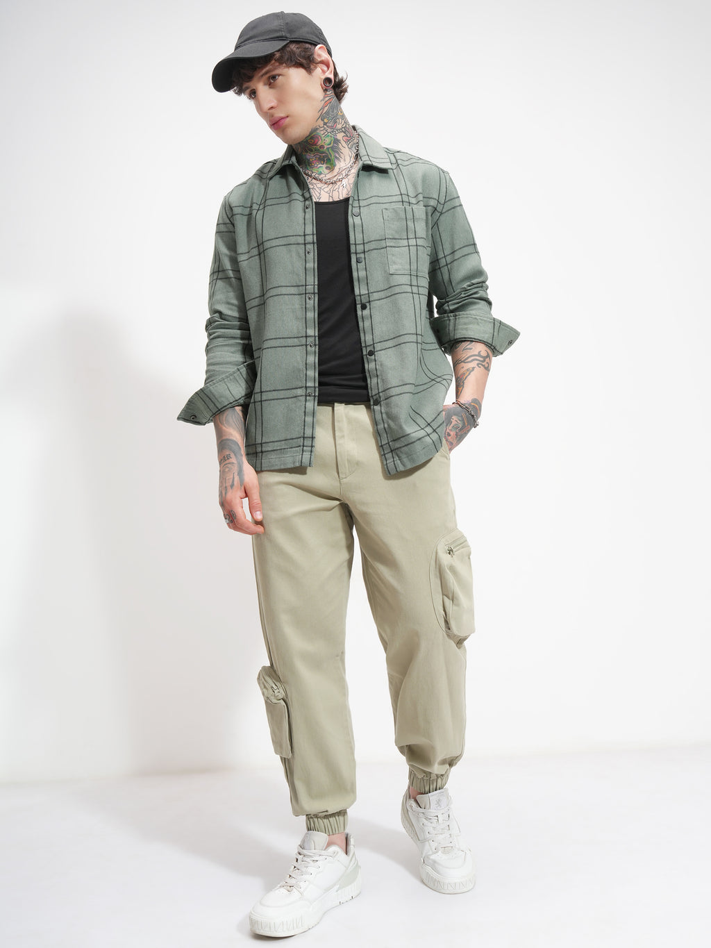 Highlander Men Green Checked Relaxed Fit Casual Shirt - Green - Image 2