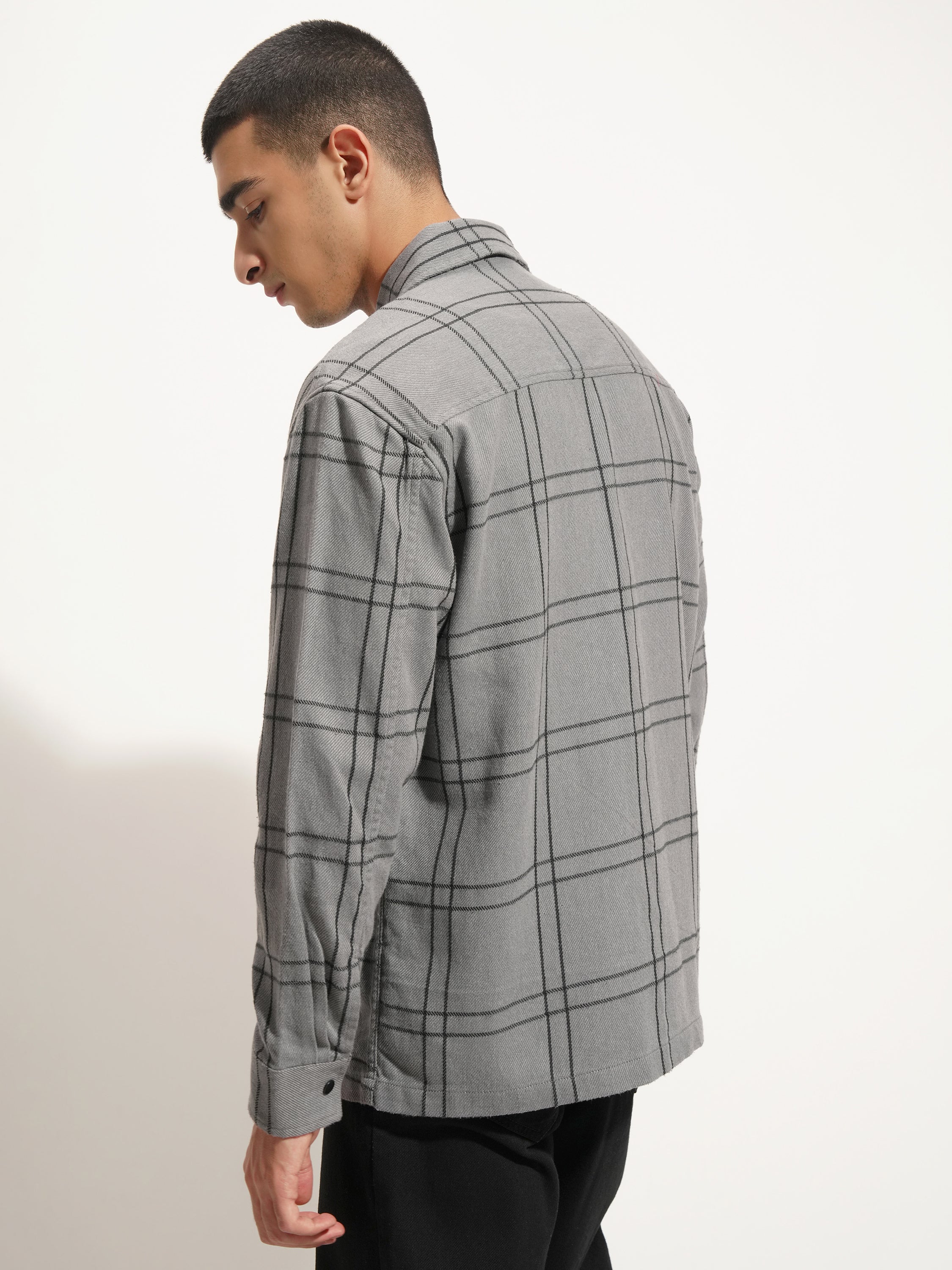 Highlander Men Grey Checked Relaxed Fit Casual Shirt - Grey - Image 3