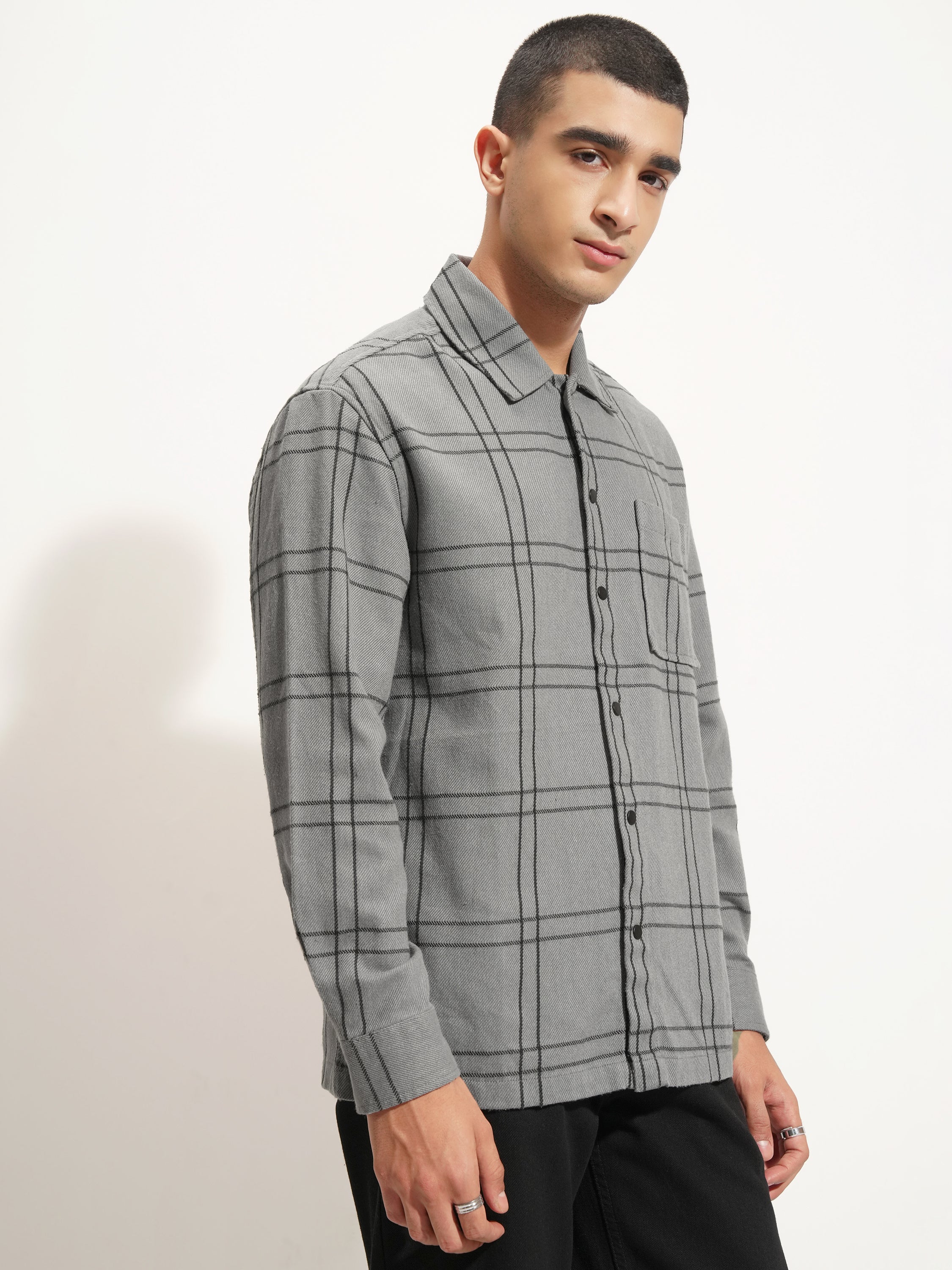 Highlander Men Grey Checked Relaxed Fit Casual Shirt - Grey - Image 6
