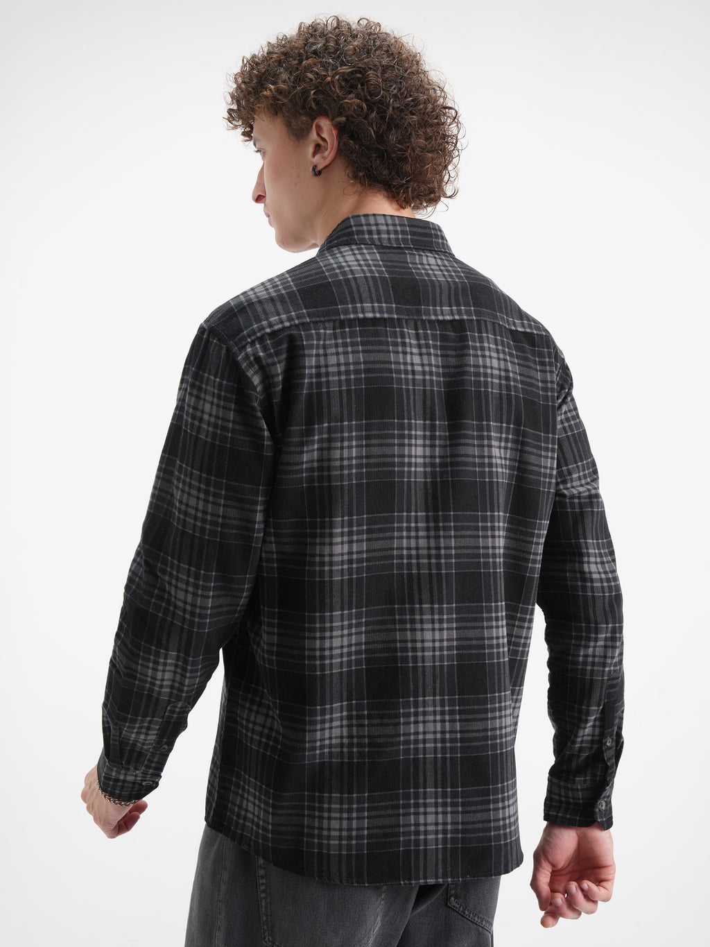 Highlander Men Black Checked Relaxed Fit Casual Shirt - Black - Image 3