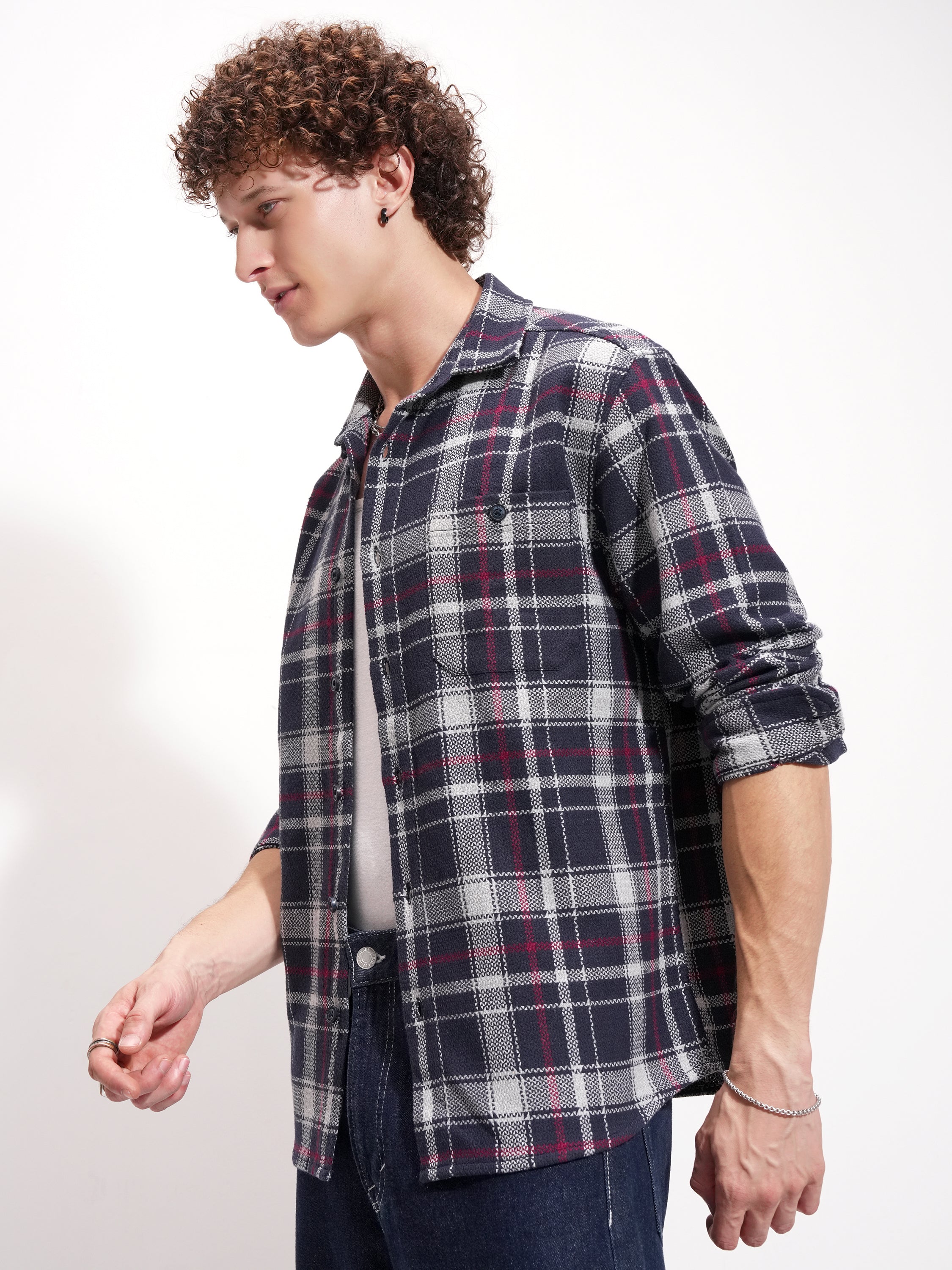 Highlander Men Navy Blue Checked Relaxed Fit Casual Shirt - Navy Blue - Image 4