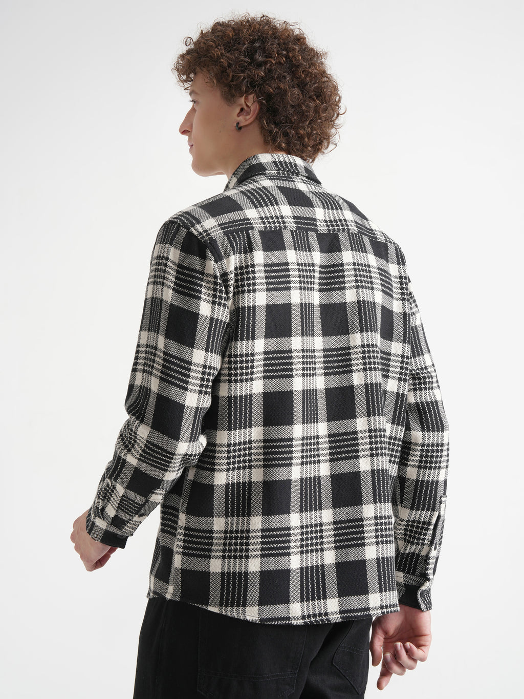 Highlander Men Black Checked Relaxed Fit Casual Shirt - Black - Image 3