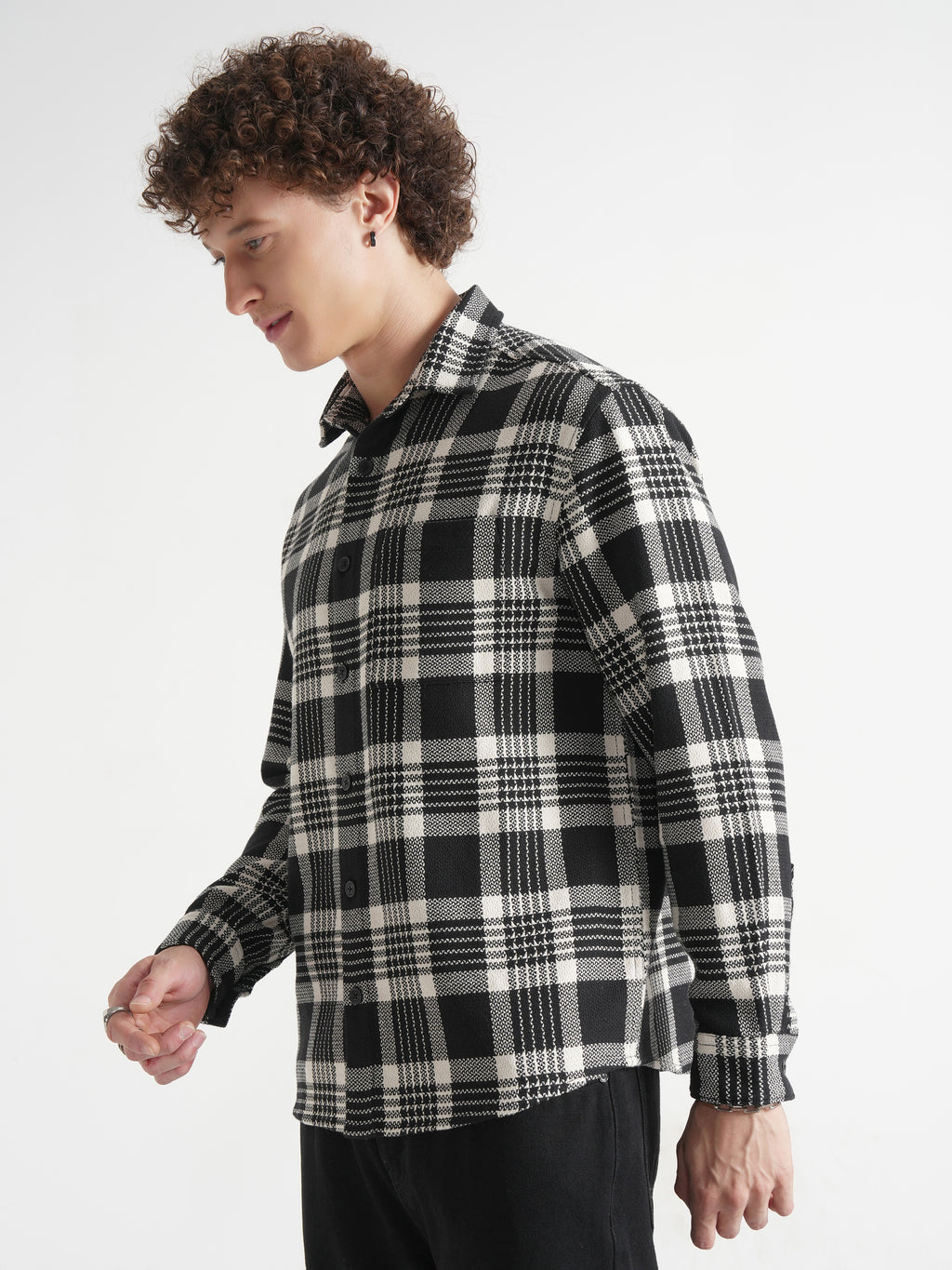 Highlander Men Black Checked Relaxed Fit Casual Shirt - Black - Image 4