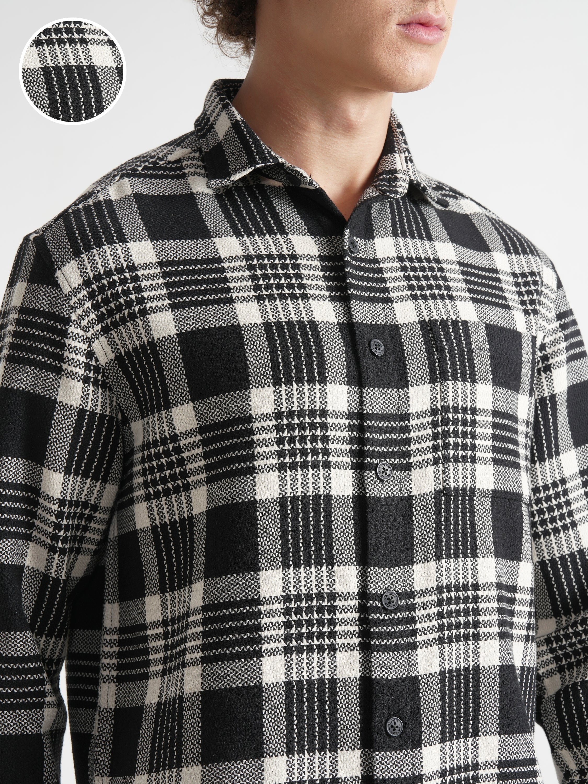 Highlander Men Black Checked Relaxed Fit Casual Shirt - Black - Image 5