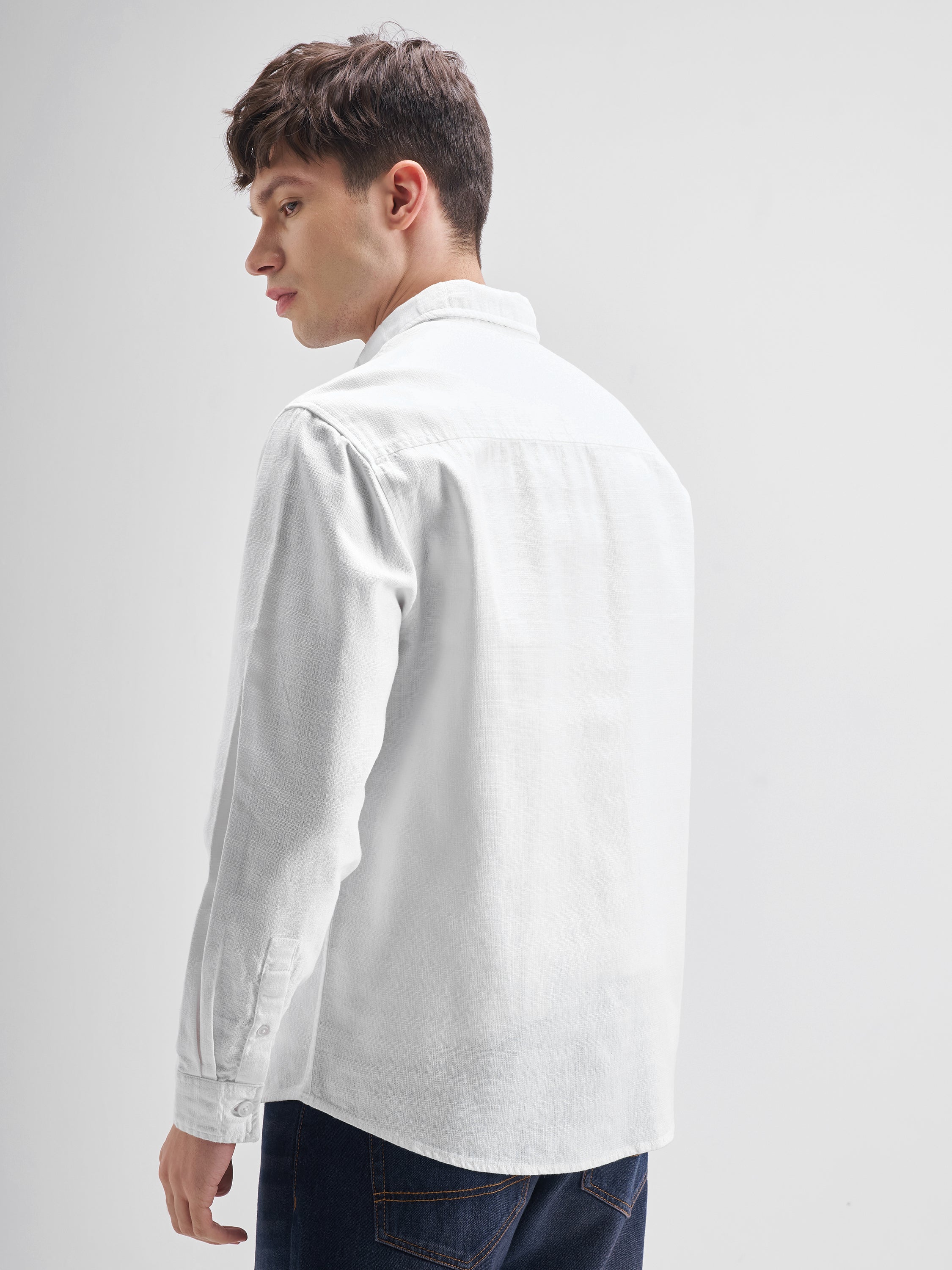 Highlander Men White Solid Oversized Fit Casual Shirt - White - Image 3
