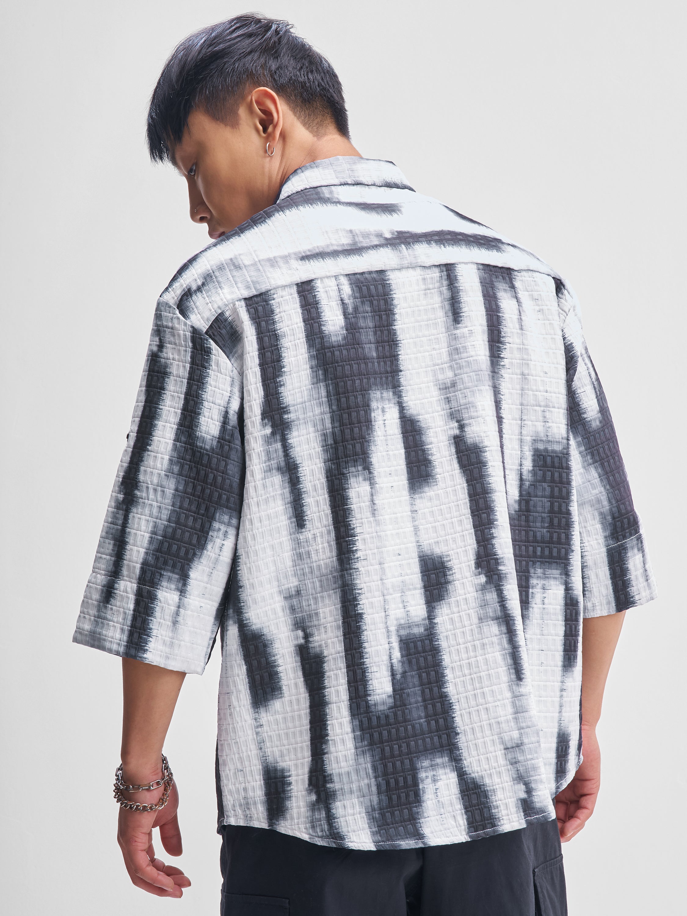 Highlander Men Navy Blue Printed Oversized Fit Casual Shirt - Navy Blue - Image 3