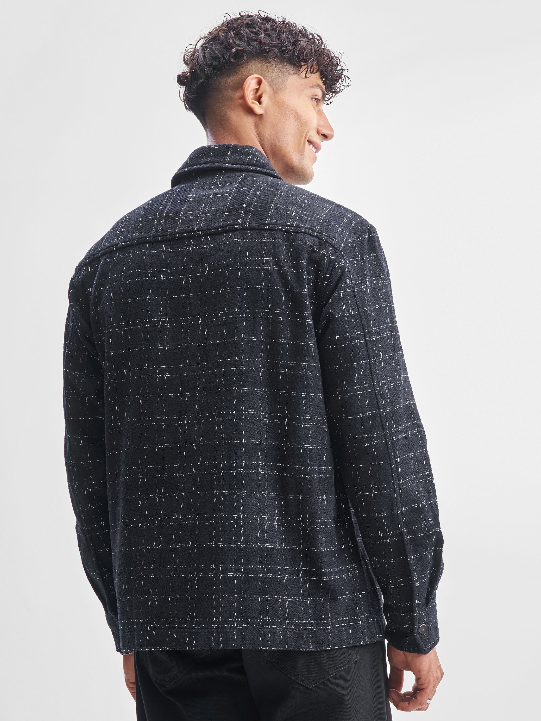 Highlander Men Black Checked Relaxed Fit Casual Shirt - Black - Image 3