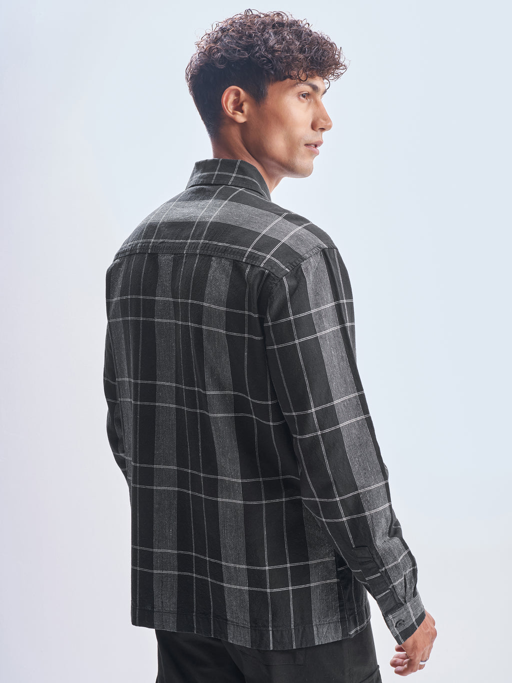 Highlander Men Black Checked Oversized Fit Casual Shirt - Black - Image 3