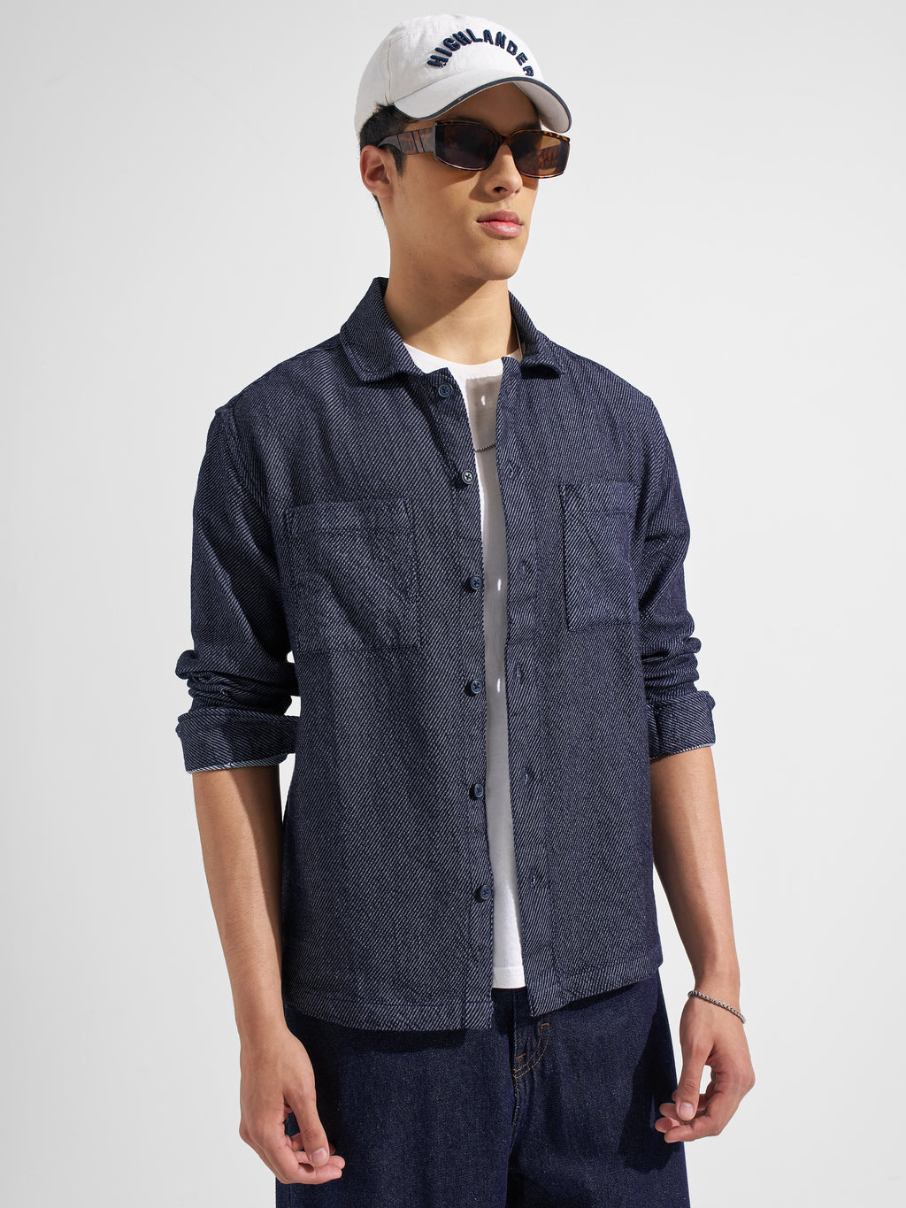 Highlander Men Navy Blue Solid Relaxed Fit Casual Shirt