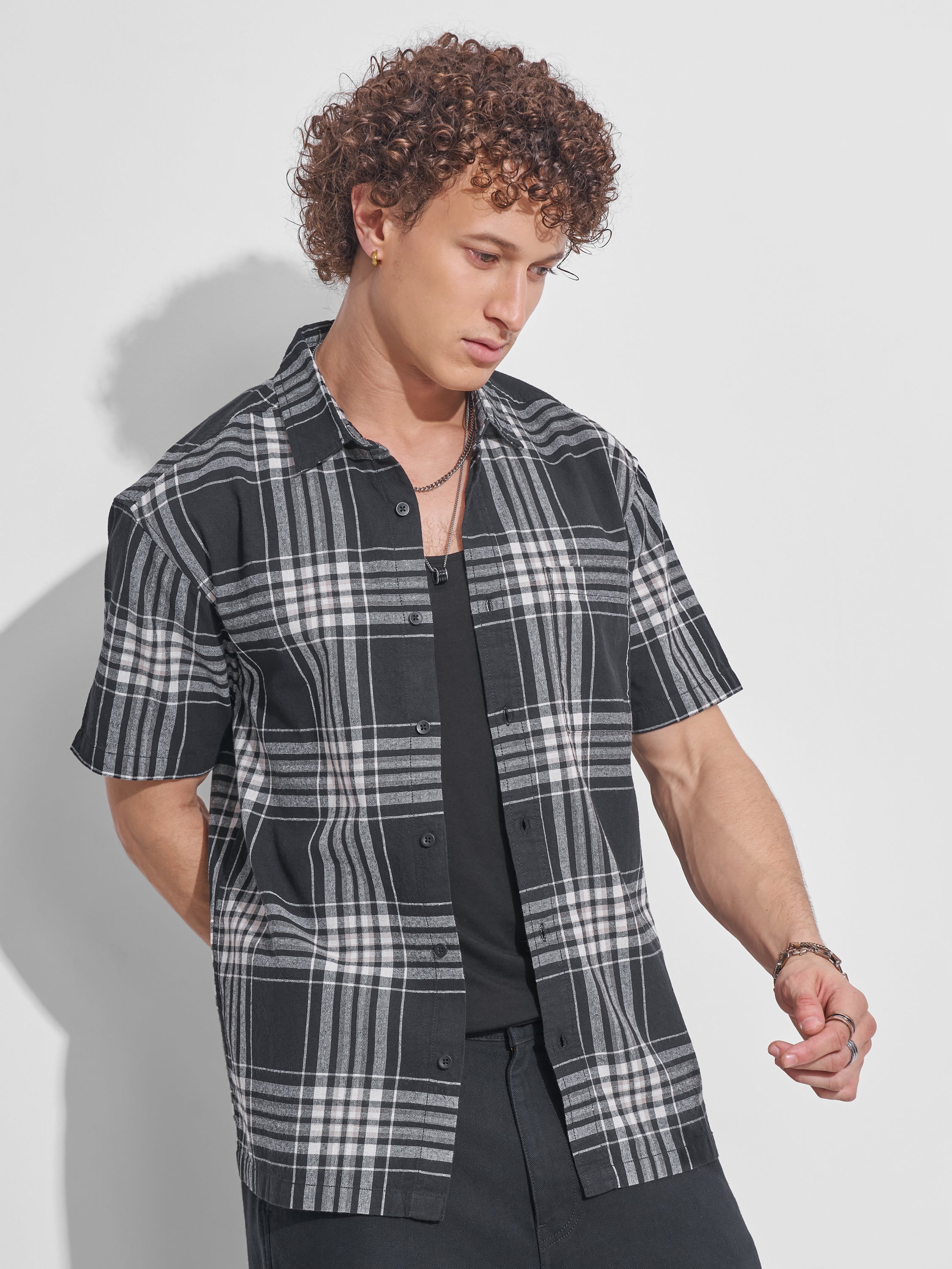 Highlander Men Black Checked Relaxed Fit Casual Shirt - Black - Image 6