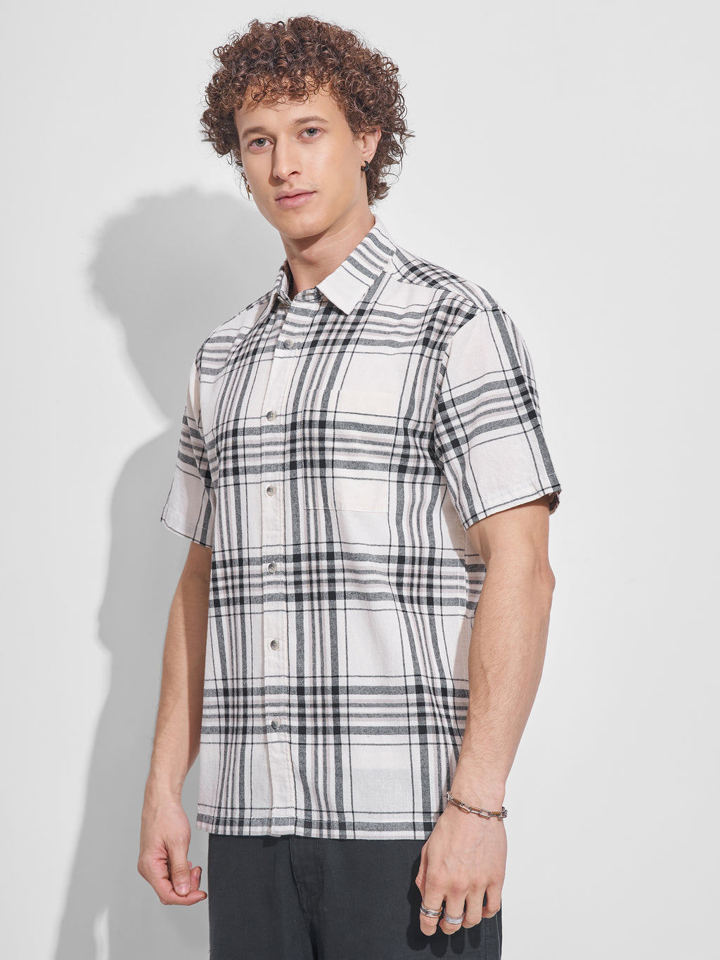 Highlander Men Off White Checked Relaxed Fit Casual Shirt - Off White - Image 4