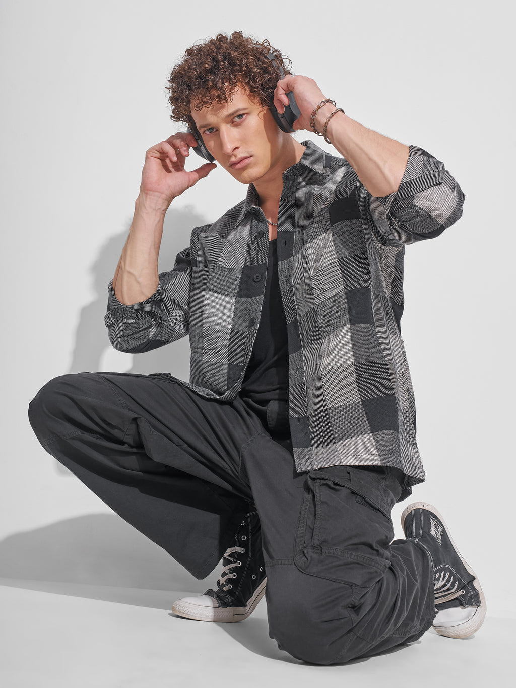 Highlander Men Grey Checked Oversized Fit Casual Shirt - Grey - Image 2