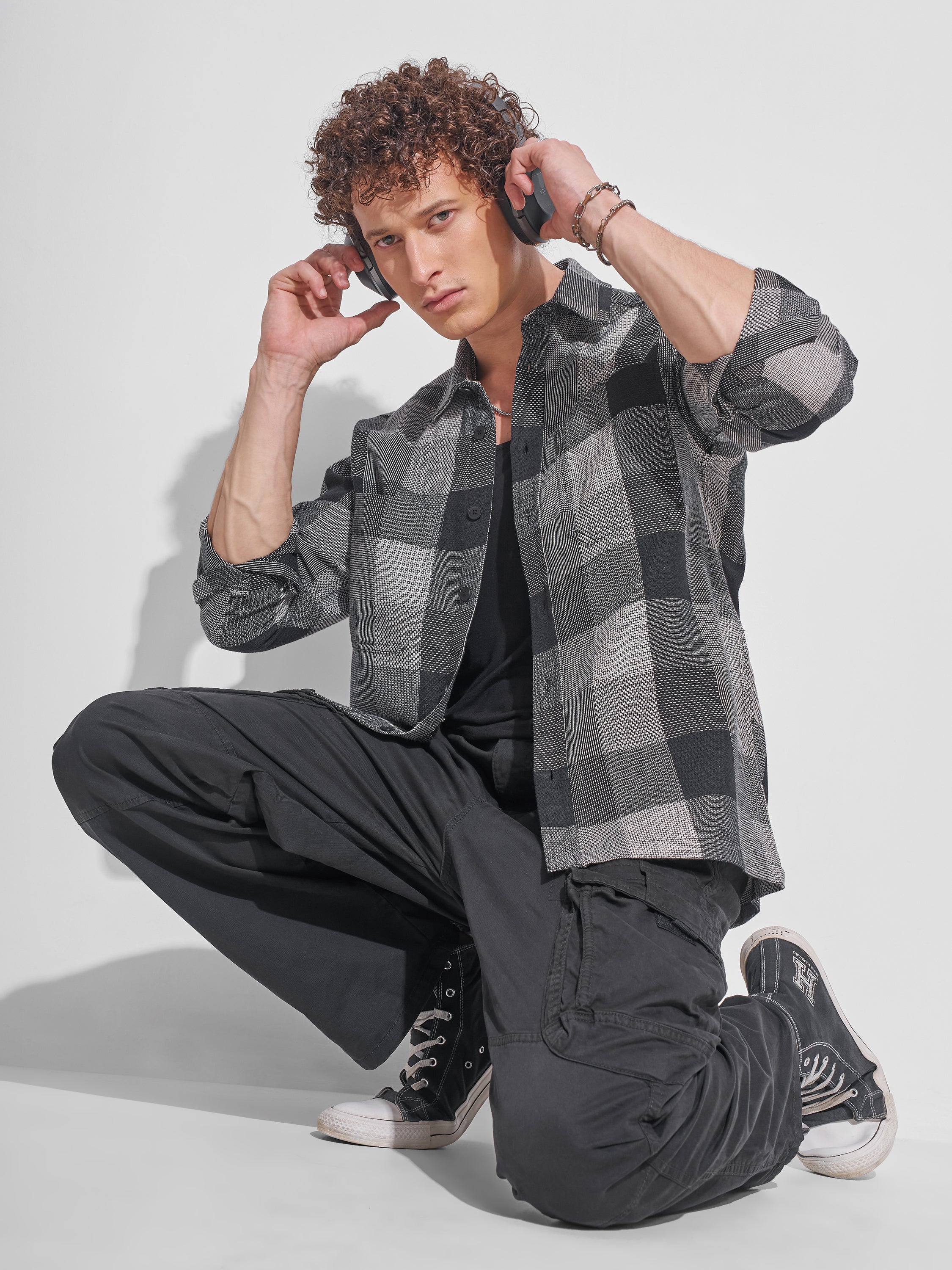 Highlander Men Grey Checked Oversized Fit Casual Shirt - Grey - Image 2