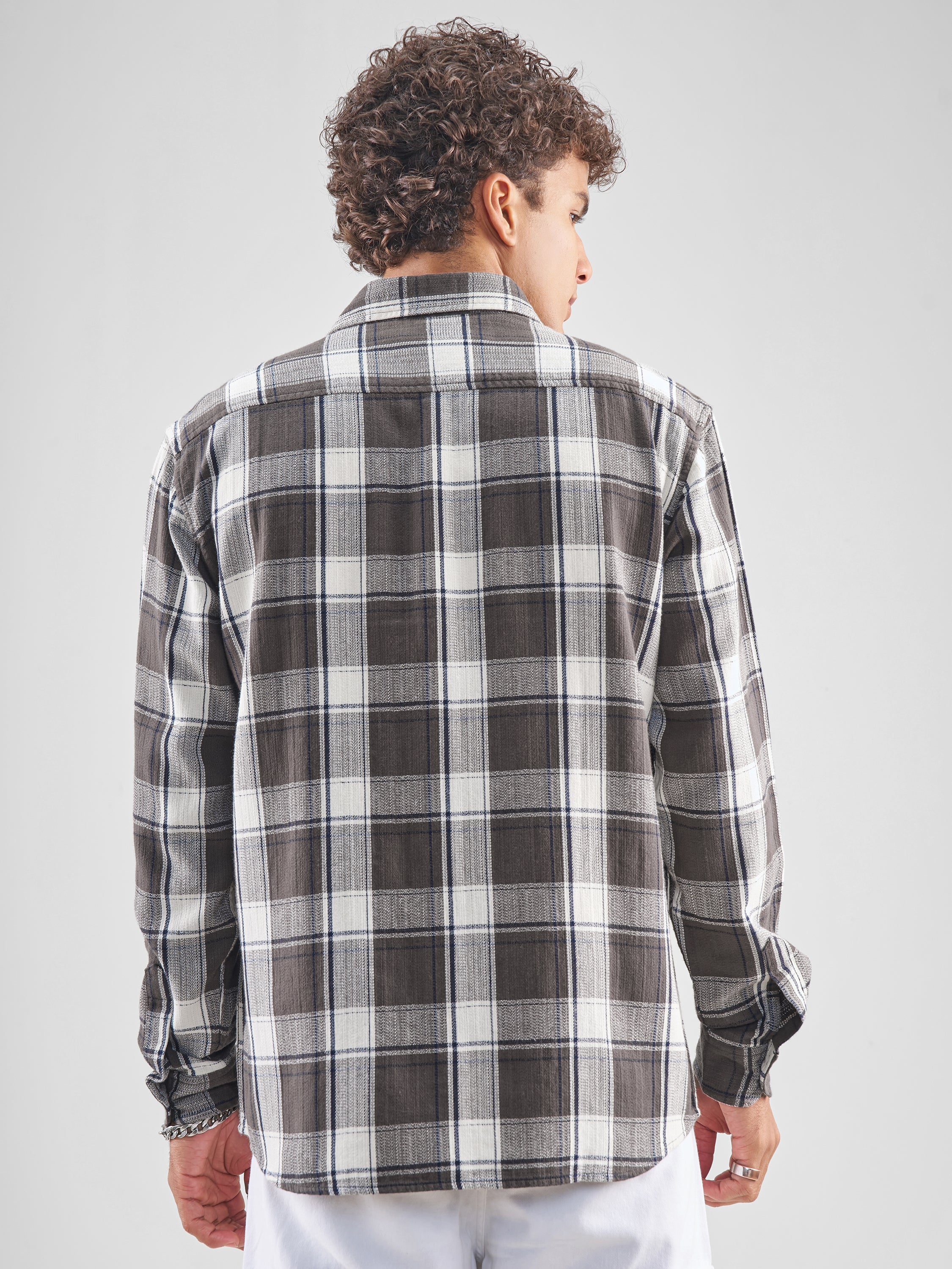 Highlander Men Charcoal Checked Oversized Fit Casual Shirt - Charcoal - Image 3