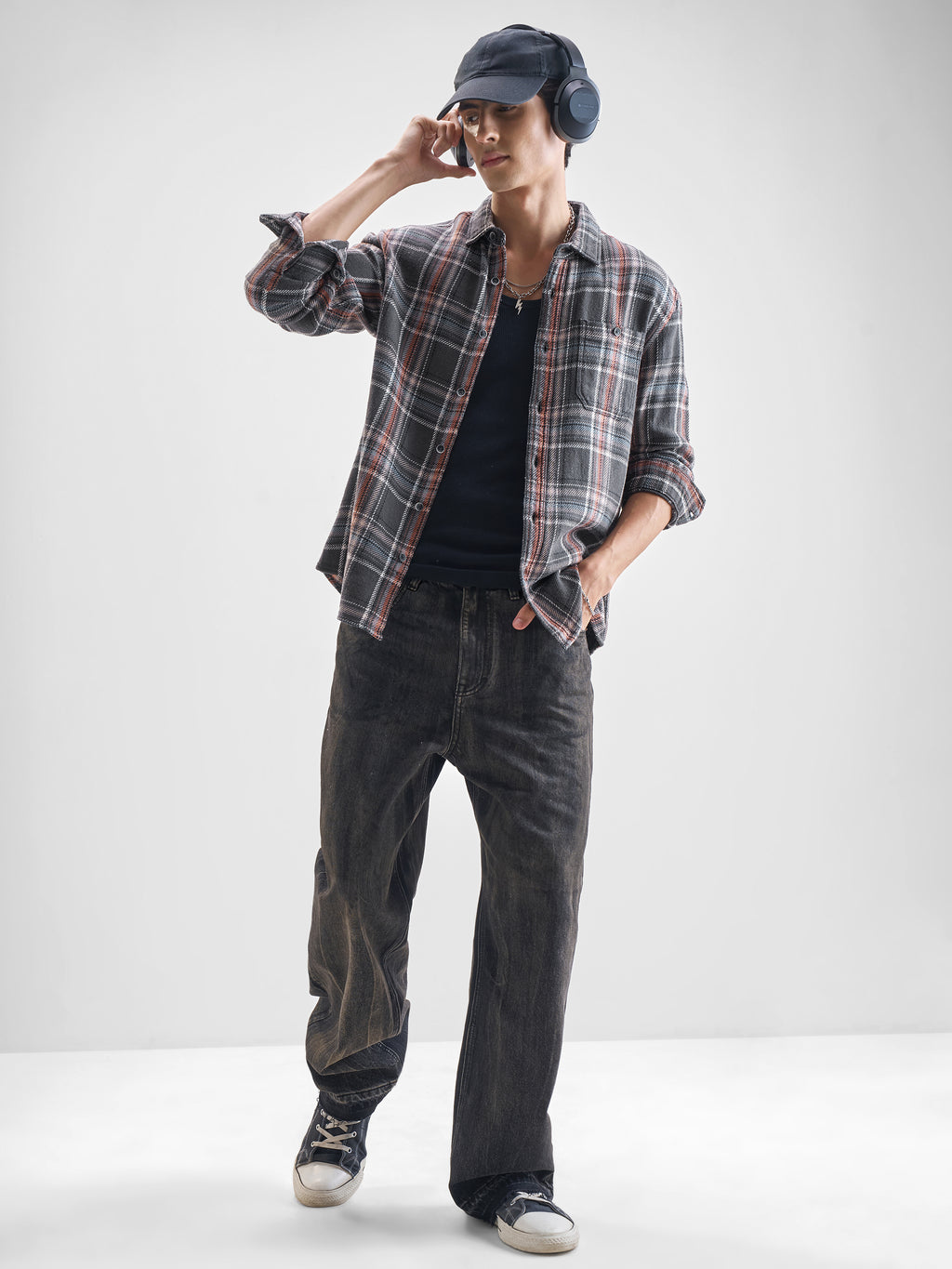 Highlander Men Grey Checked Relaxed Fit Casual Shirt - Grey - Image 2
