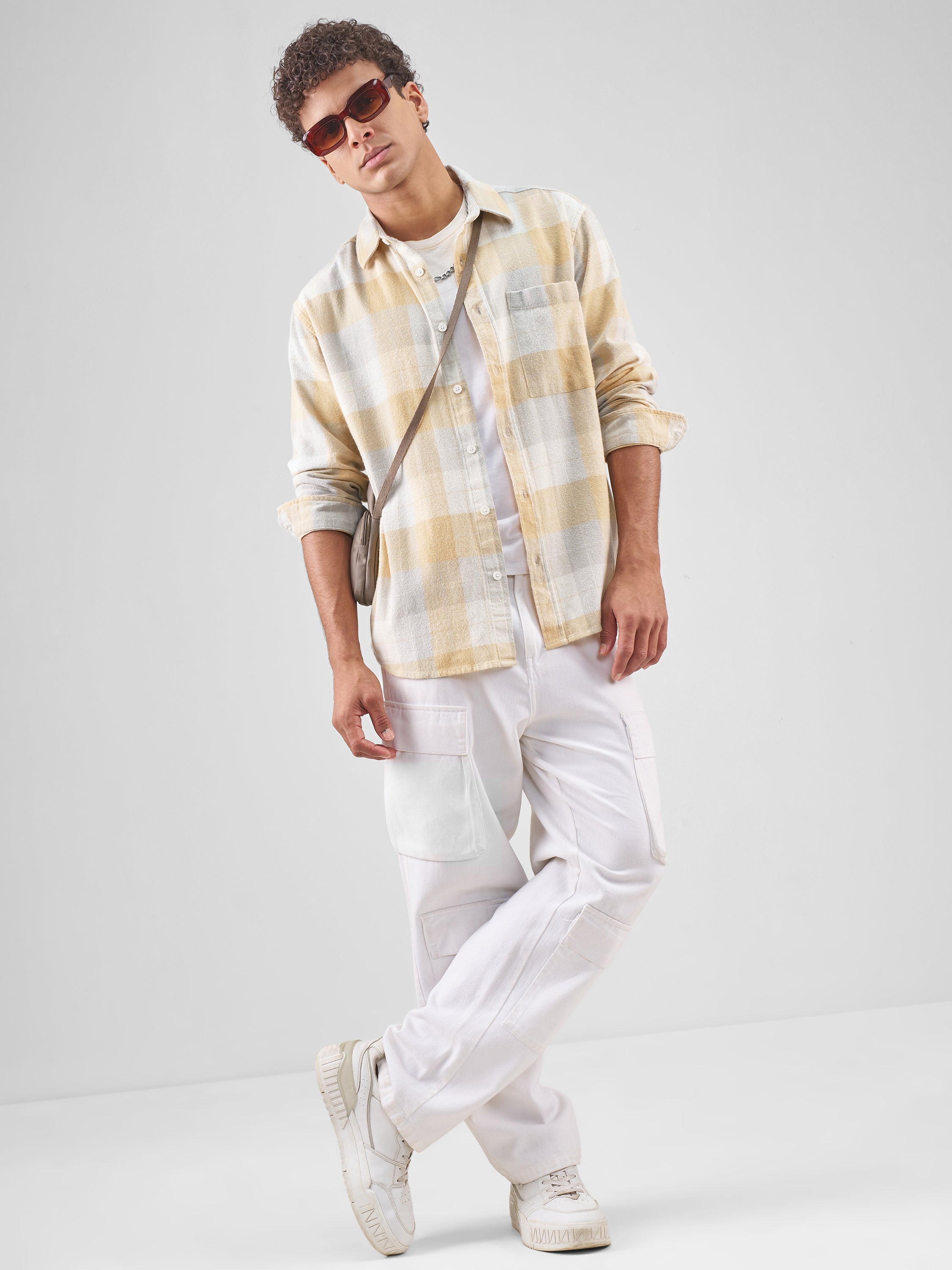 Highlander Men Yellow Checked Relaxed Fit Casual Shirt - Yellow - Image 2