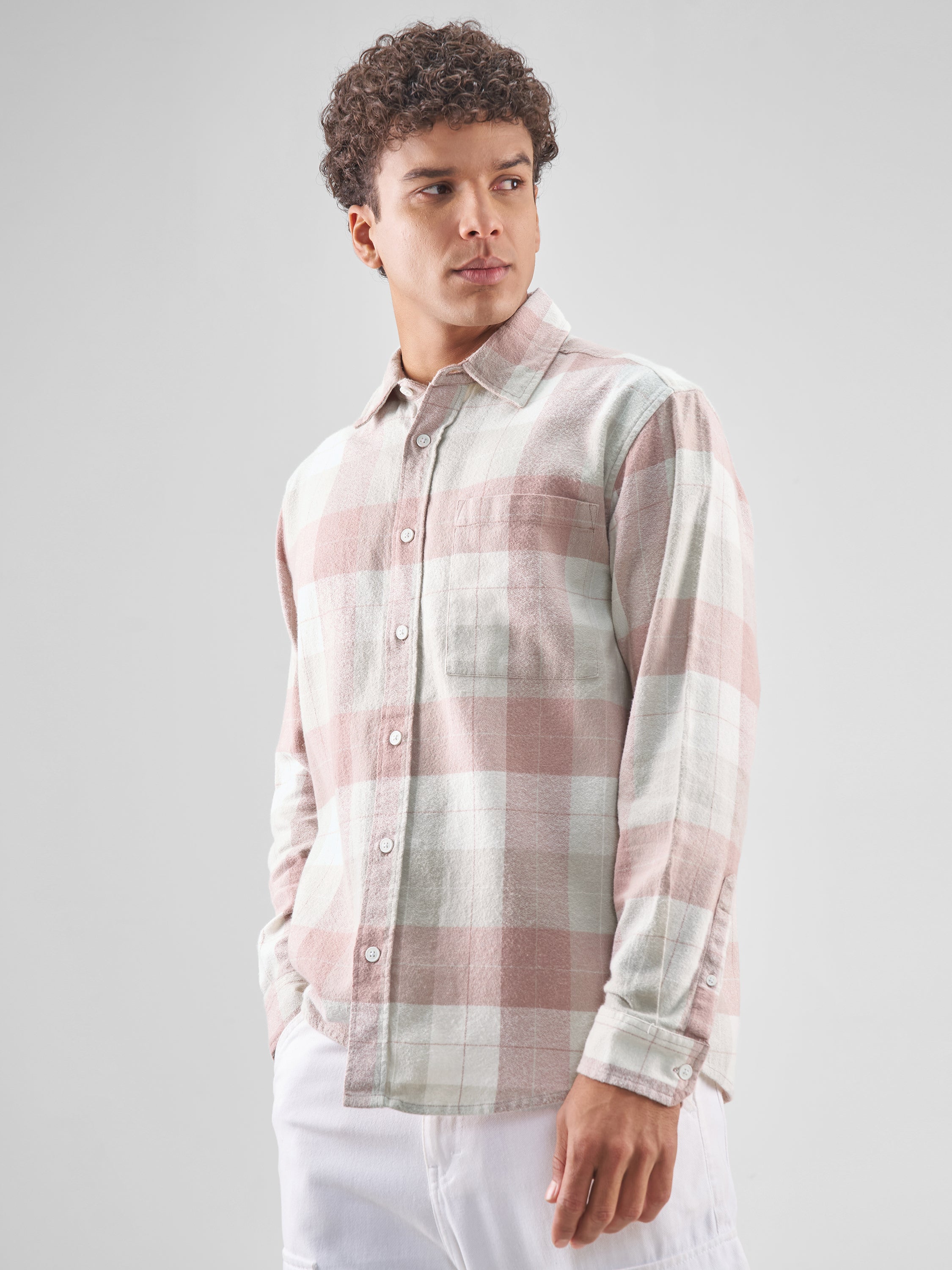Highlander Men Pink Checked Relaxed Fit Casual Shirt - Pink - Image 4