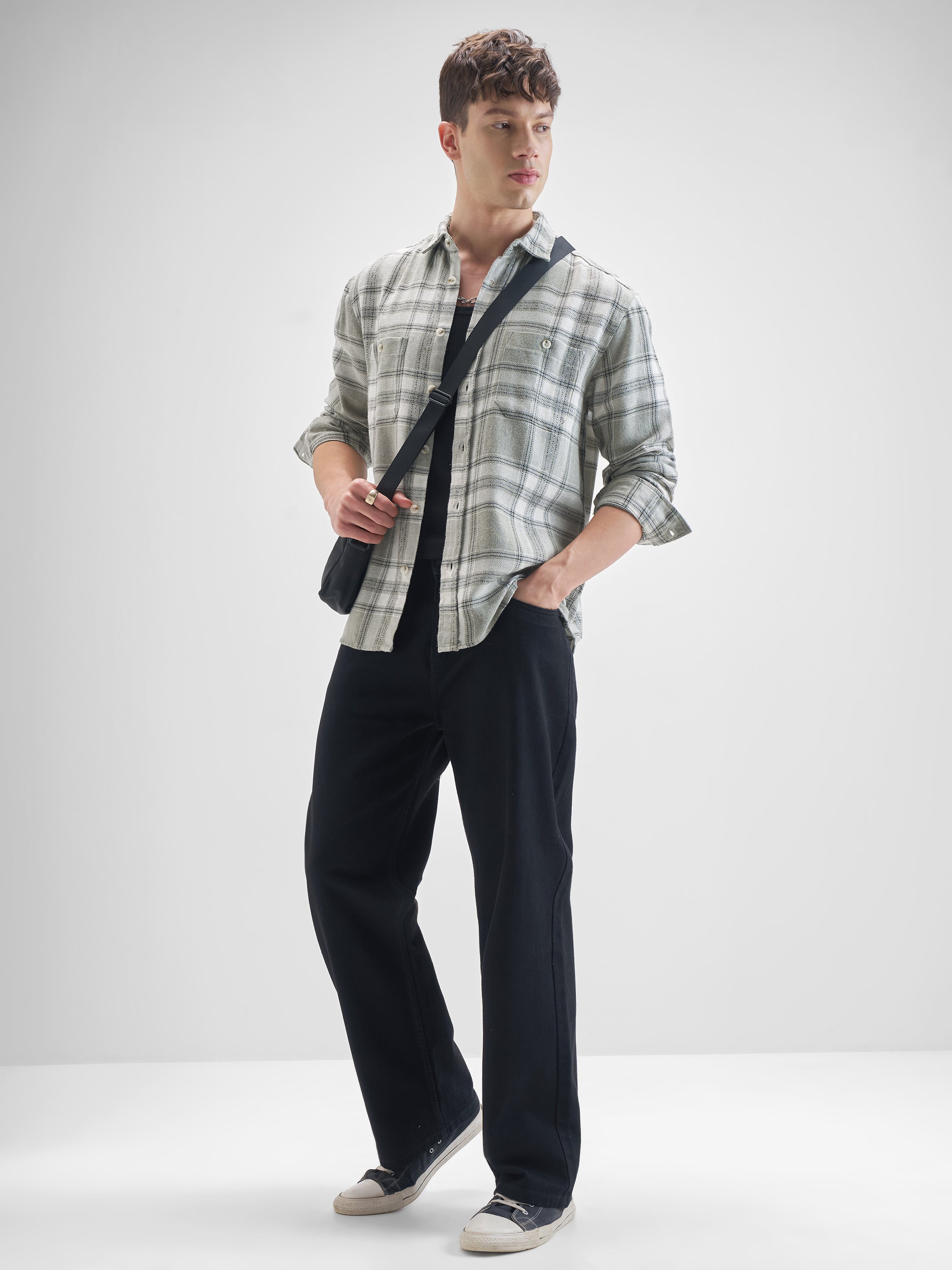 Highlander Men Green Checked Oversized Fit Casual Shirt - Green - Image 2