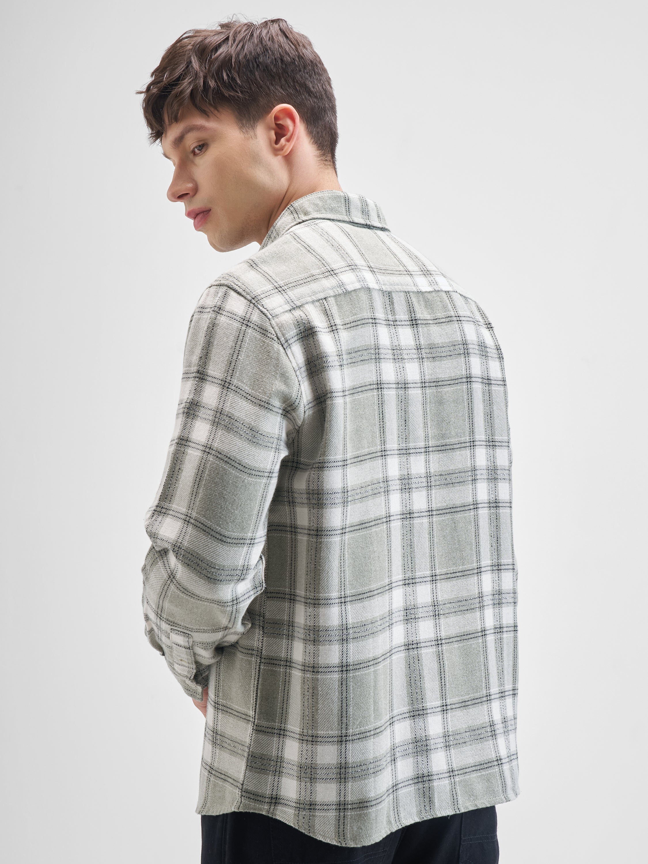 Highlander Men Green Checked Oversized Fit Casual Shirt - Green - Image 3