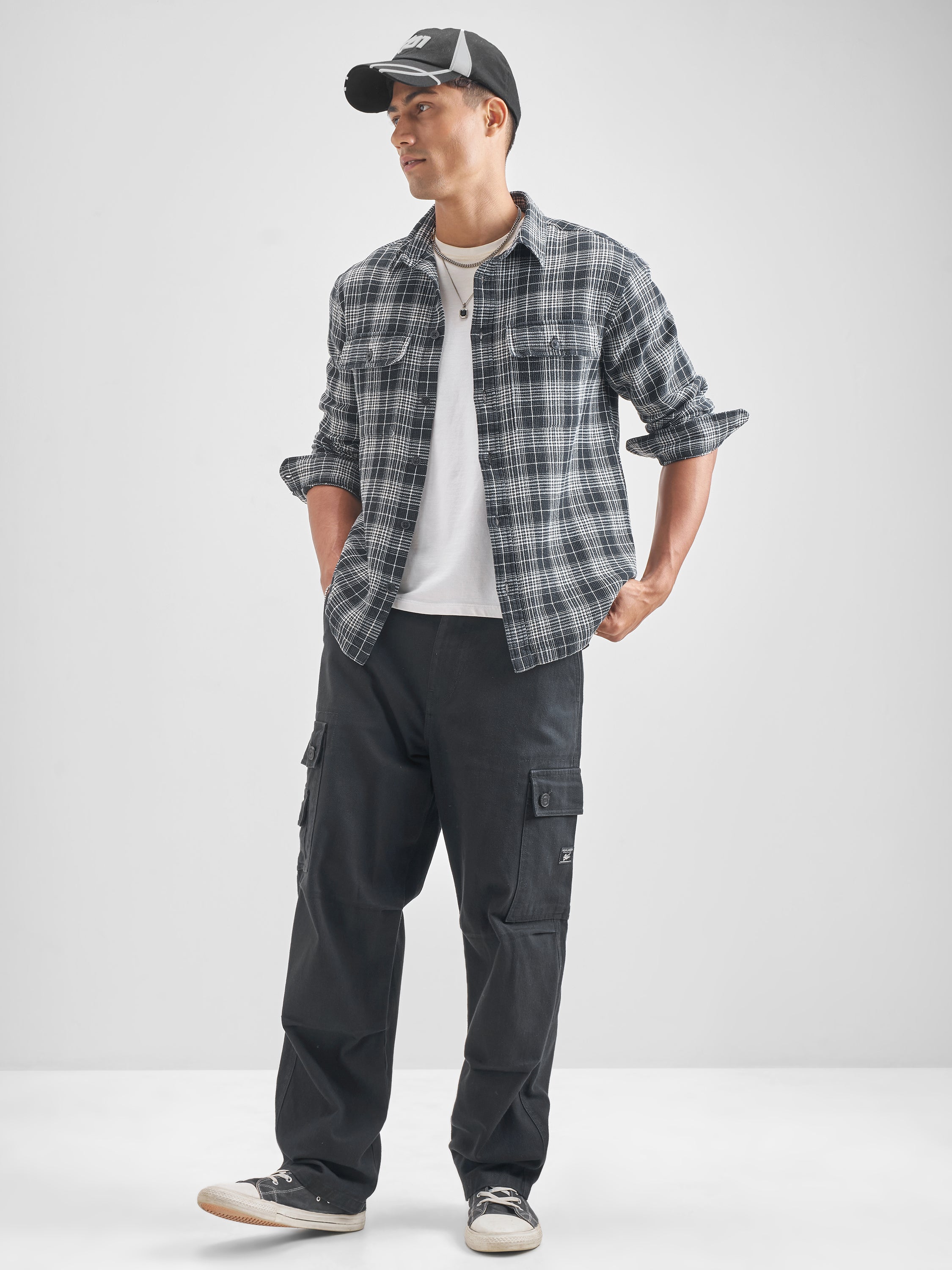 Highlander Men Checked Oversized Fit Casual Shirt - Black - Image 2