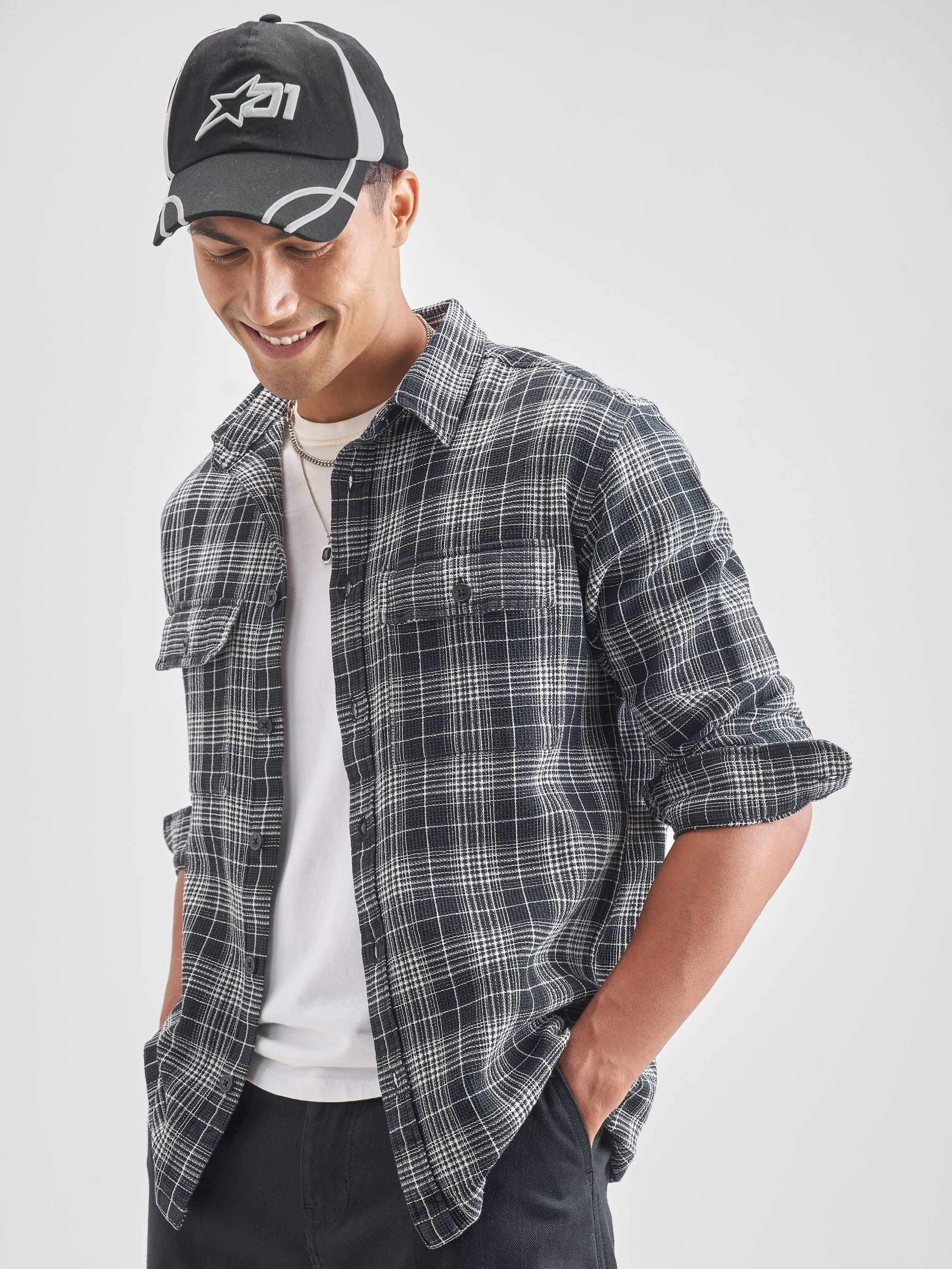Highlander Men Checked Oversized Fit Casual Shirt - Black - Image 4