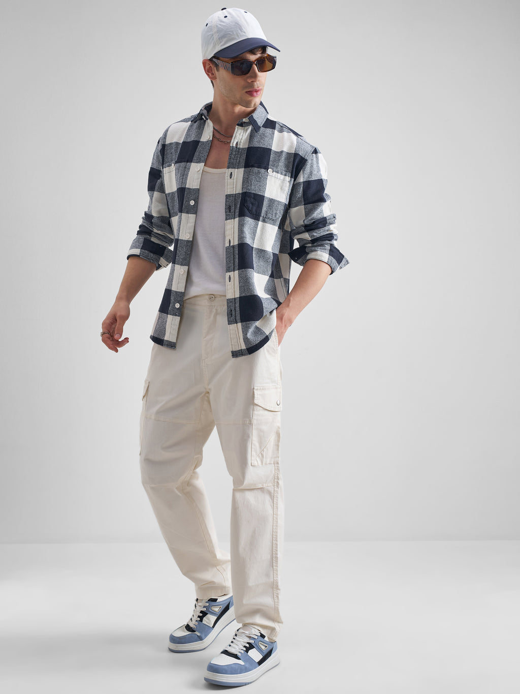 Highlander Men Off White Checked Relaxed Fit Casual Shirt - Off White - Image 2