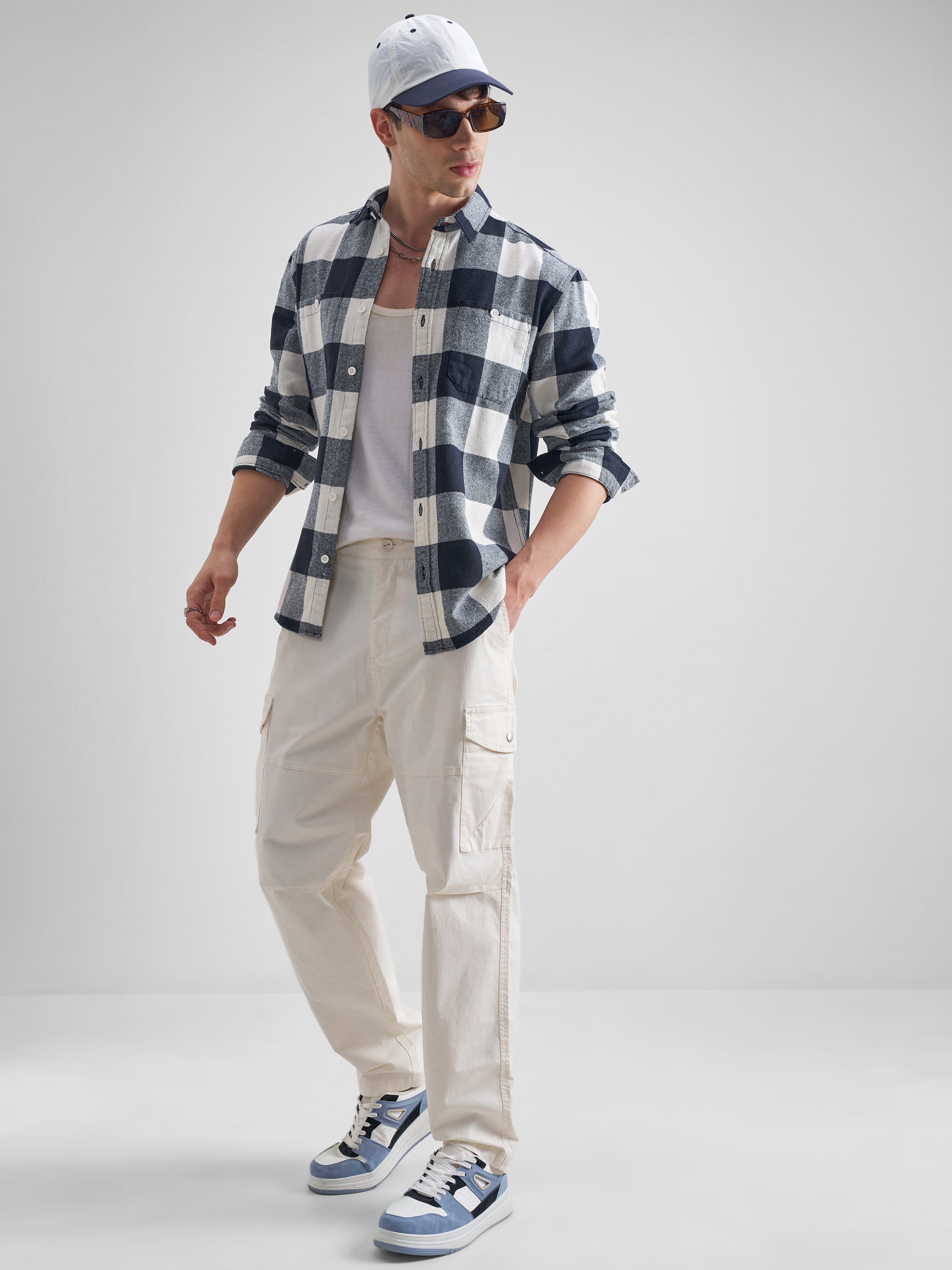 Highlander Men Off White Checked Relaxed Fit Casual Shirt - Off White - Image 2