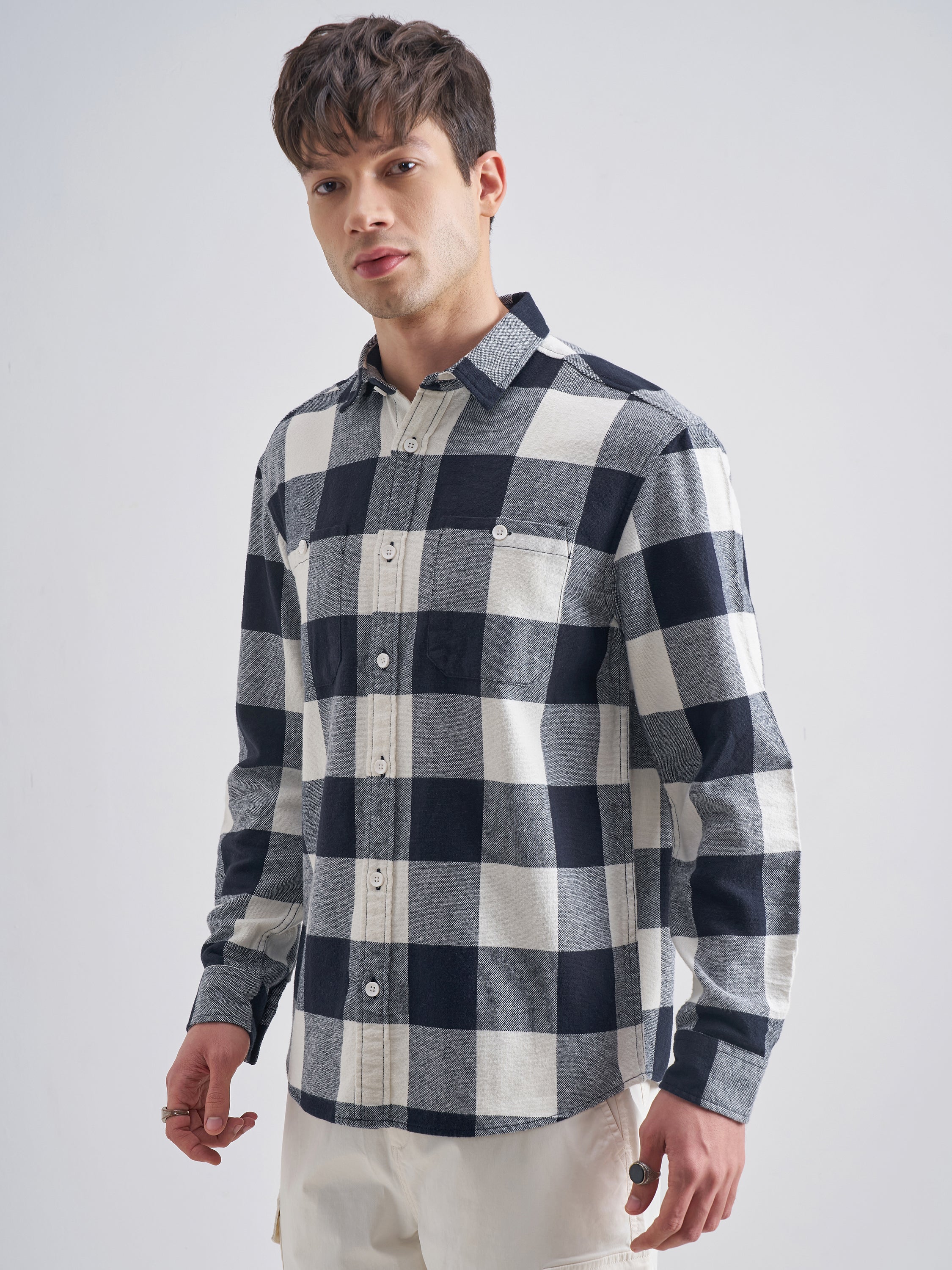 Highlander Men Off White Checked Relaxed Fit Casual Shirt - Off White - Image 4