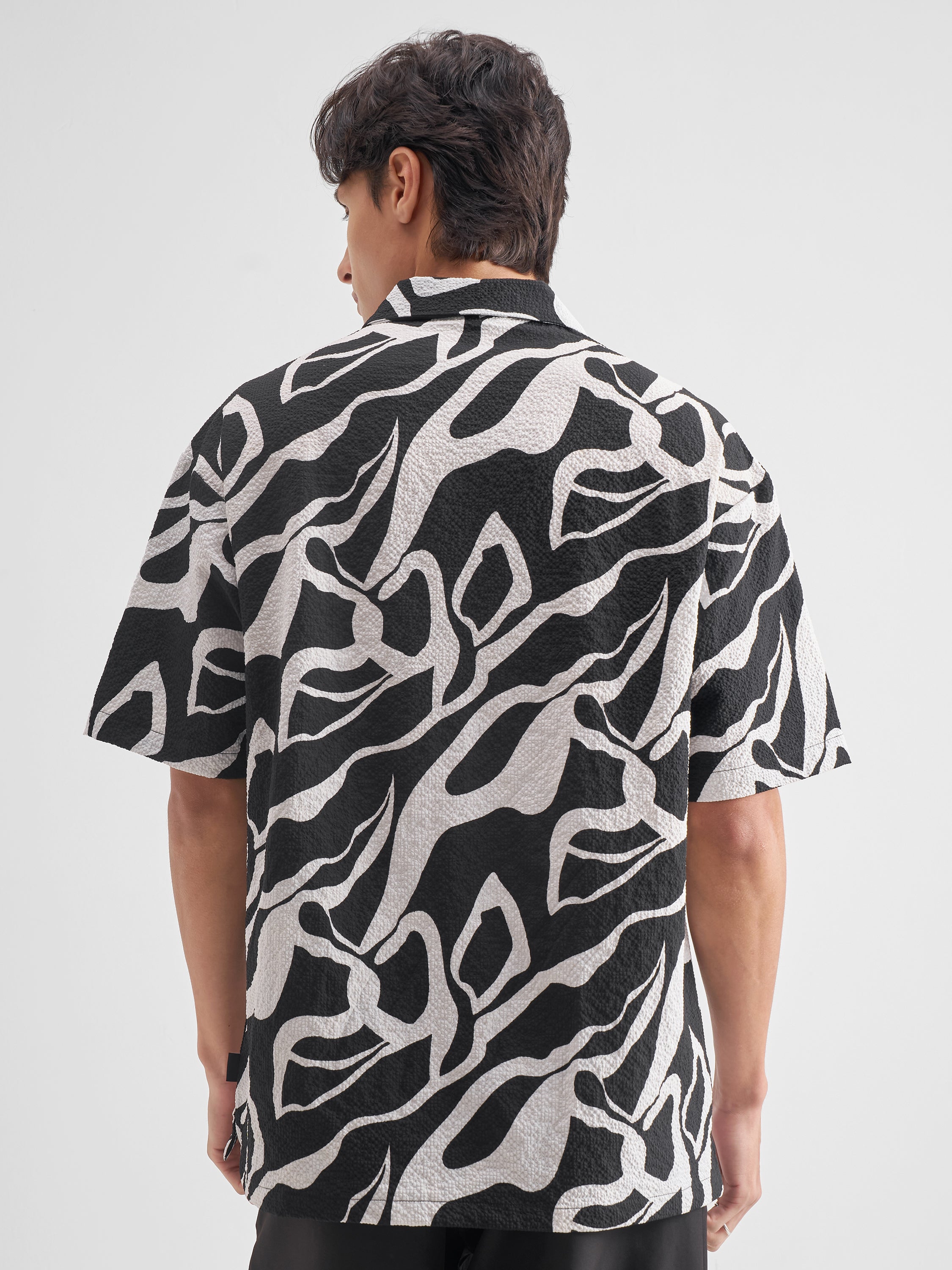 Highlander Men Black Printed Oversized Fit Casual Shirt - Black - Image 3