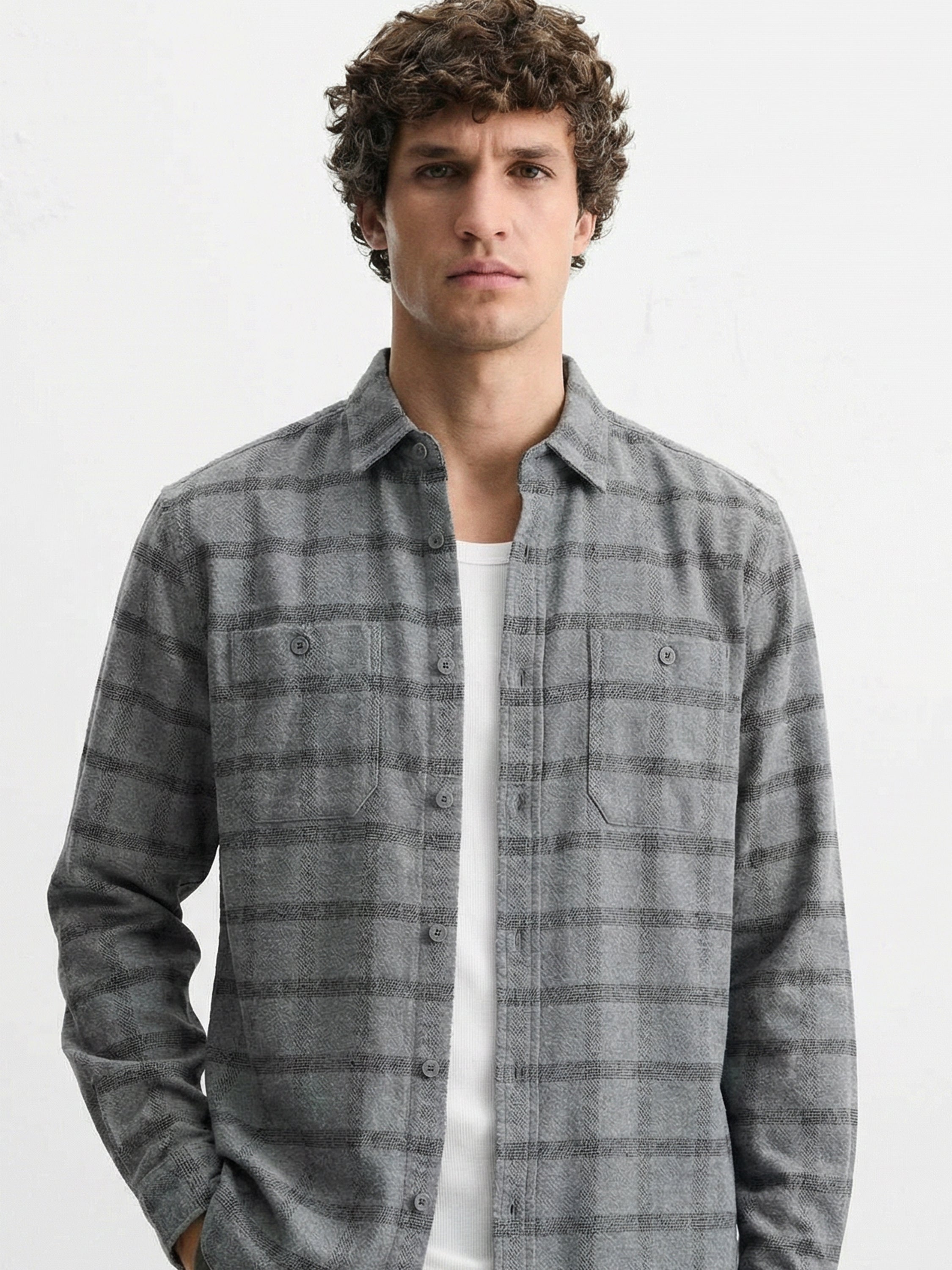 Highlander Men Grey Checked Relaxed Fit Casual Shirt - Grey - Image 1